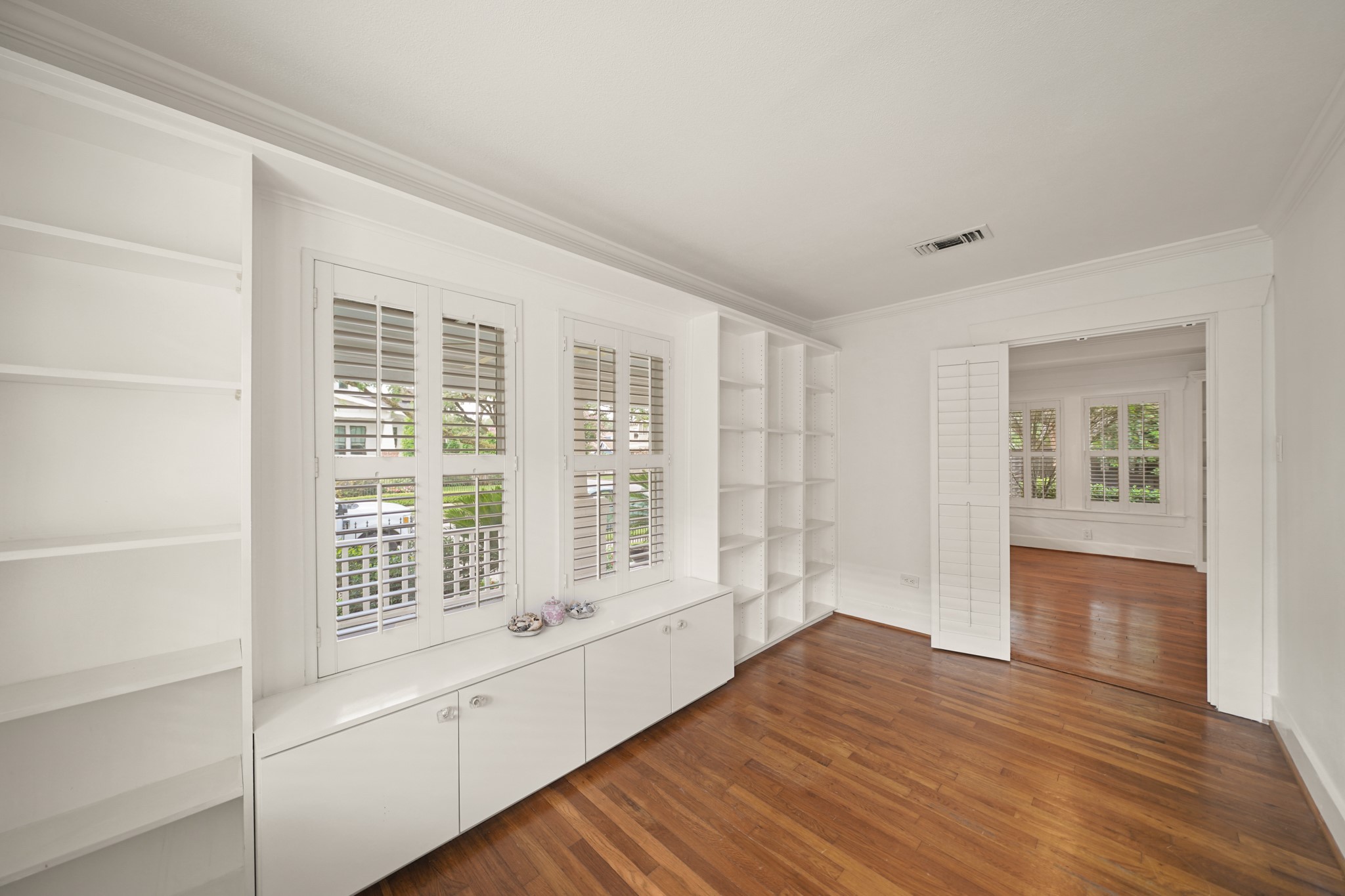 Houston, Texas, 77009, United States, 2 Bedrooms Bedrooms, ,2 BathroomsBathrooms,Residential,For Sale,2003490