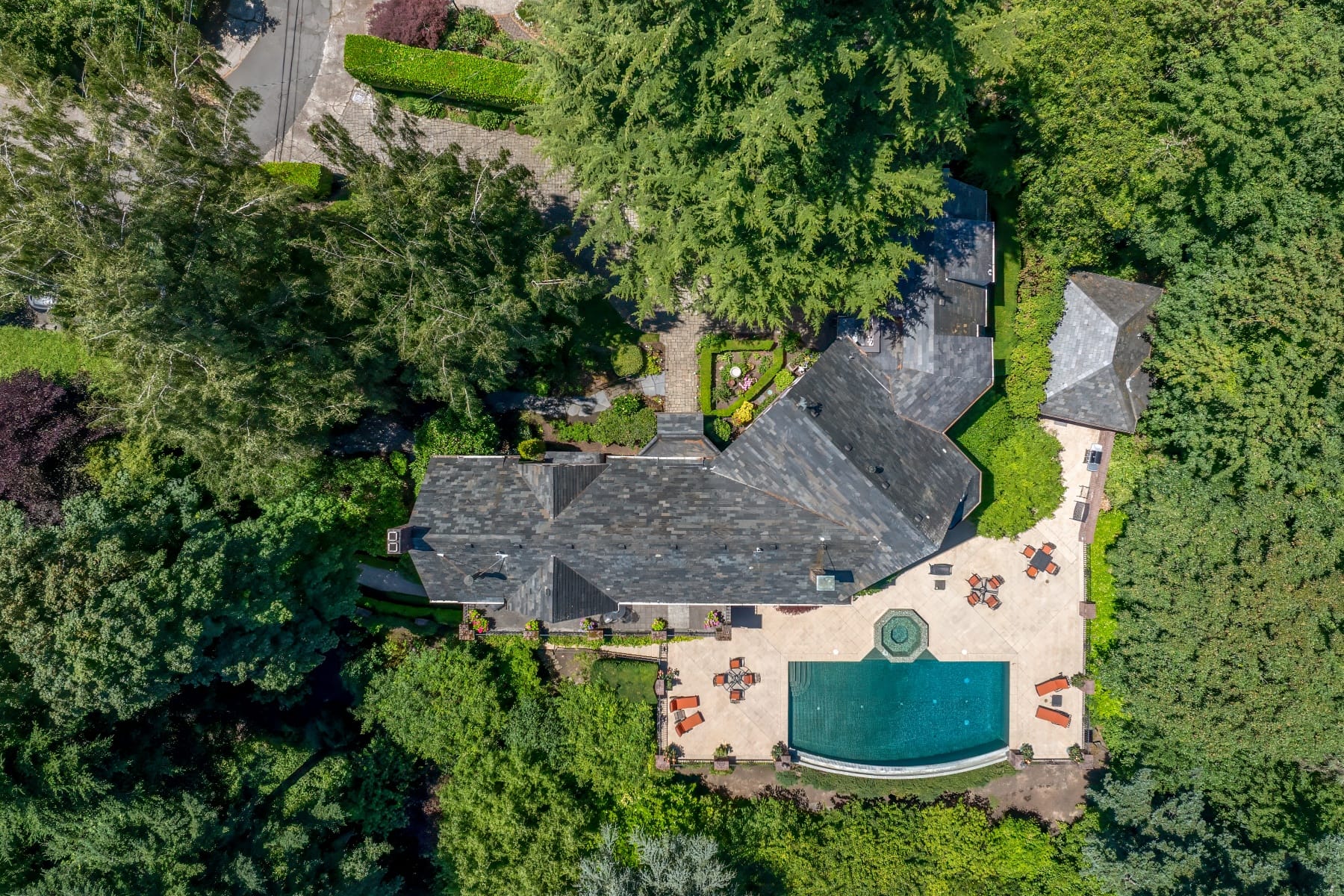  5570 SW MENEFEE DR Portland, OR 97239 - 物件實景