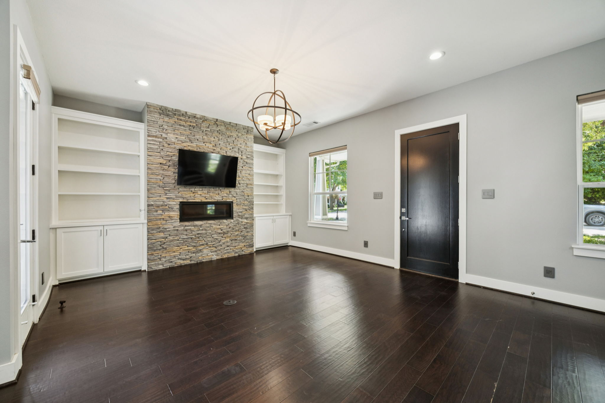  Classic Craftsman with Unbeatable Neighborhood Appeal - 物件實景