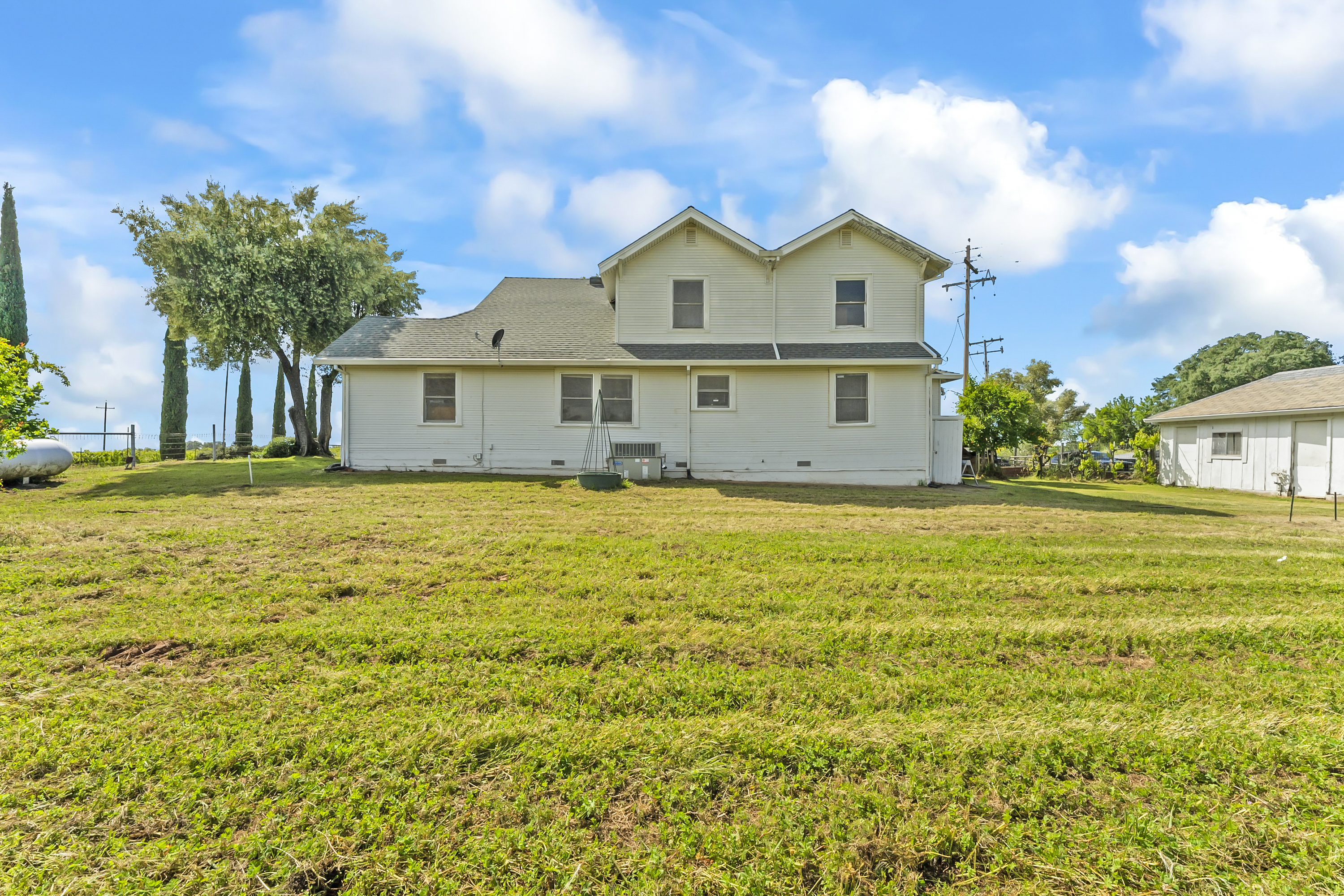  107 Acres - Seasonal Creek - Legacy - 物件實景