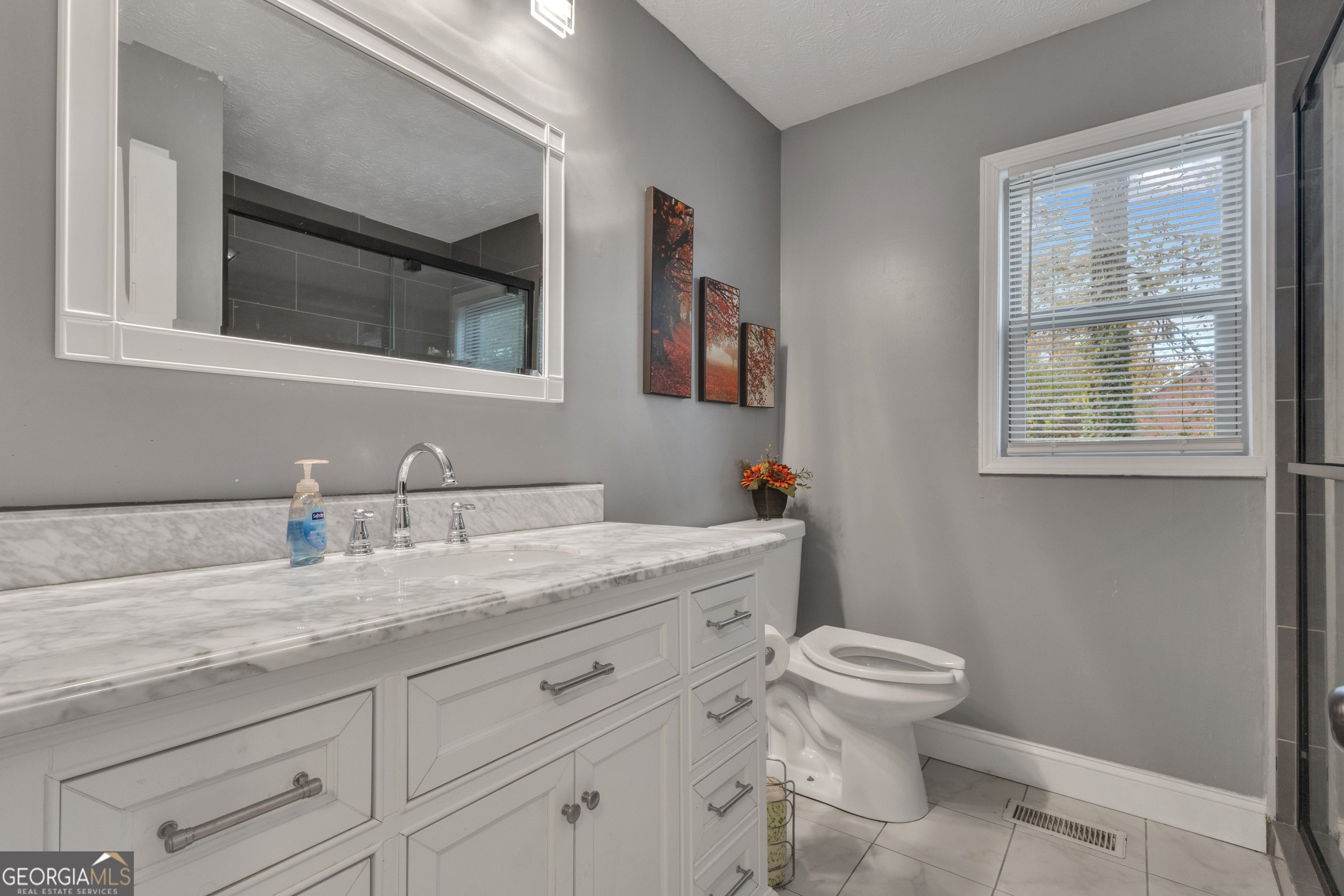 Fayetteville, Georgia, 30215, United States, 4 Bedrooms Bedrooms, ,4 BathroomsBathrooms,Residential,For Sale,1988686