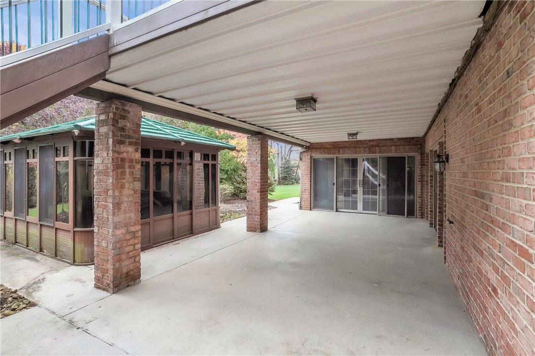 Hampton, Pennsylvania, 15044, United States, 5 Bedrooms Bedrooms, ,7 BathroomsBathrooms,Residential,For Sale,2001807