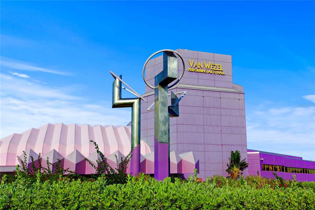 Sarasota, Florida, 34236, United States, 2 Bedrooms Bedrooms, ,3 BathroomsBathrooms,Residential,For Sale,1978058