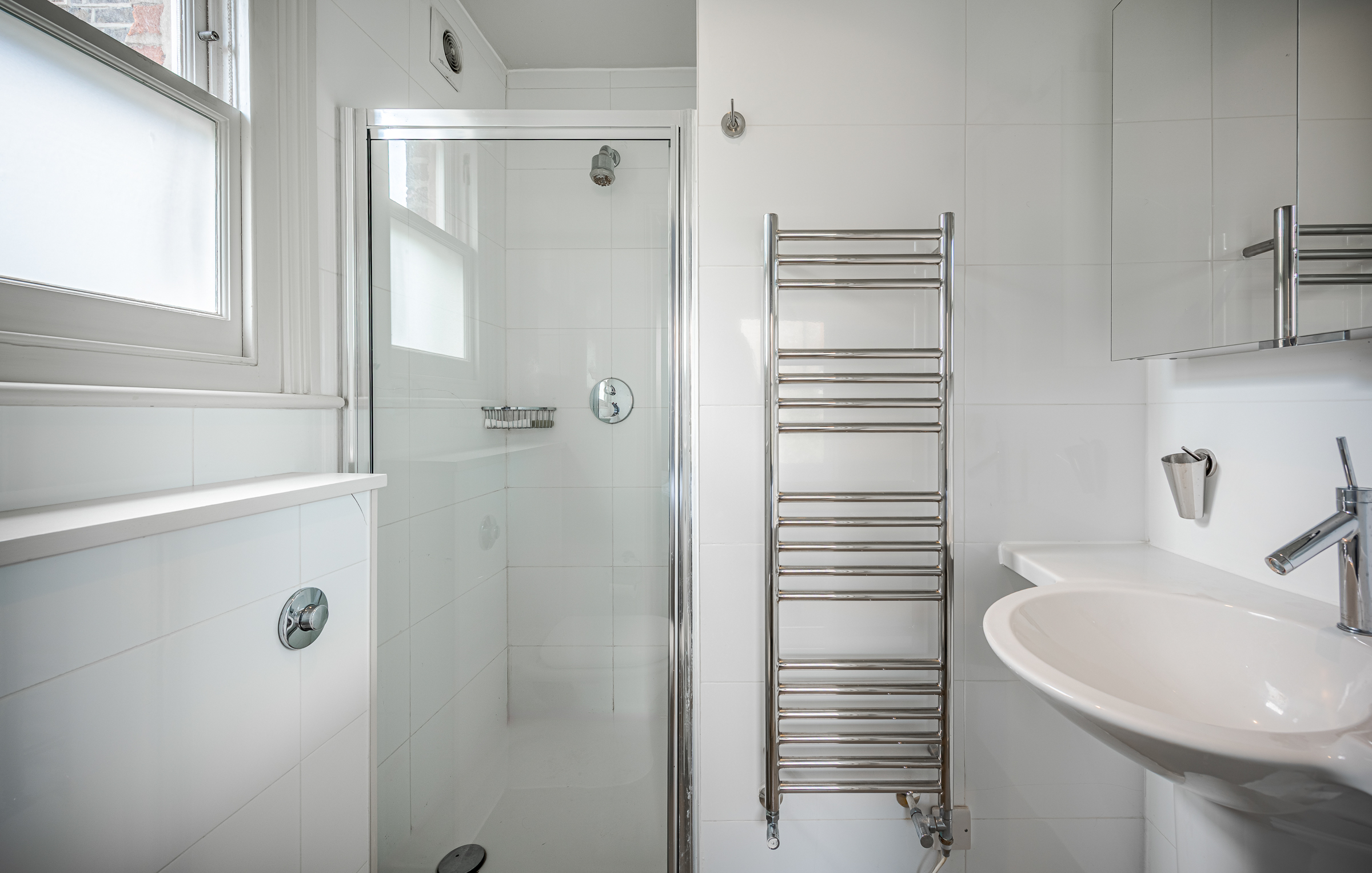  A Detached House on the Doorstep of Battersea Park with Garden and Parking - 物件實景