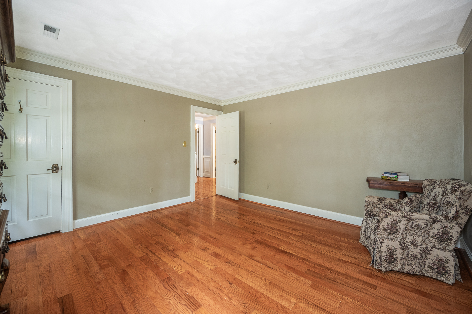  413 Wickwood Drive, Chesapeake, VA 23322 - 物件實景