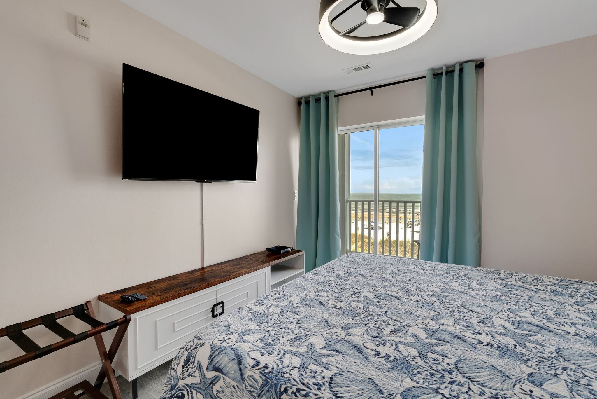 North Myrtle Beach, South Carolina, 29582, United States, 7 Bedrooms Bedrooms, ,7 BathroomsBathrooms,Residential,For Sale,1984284