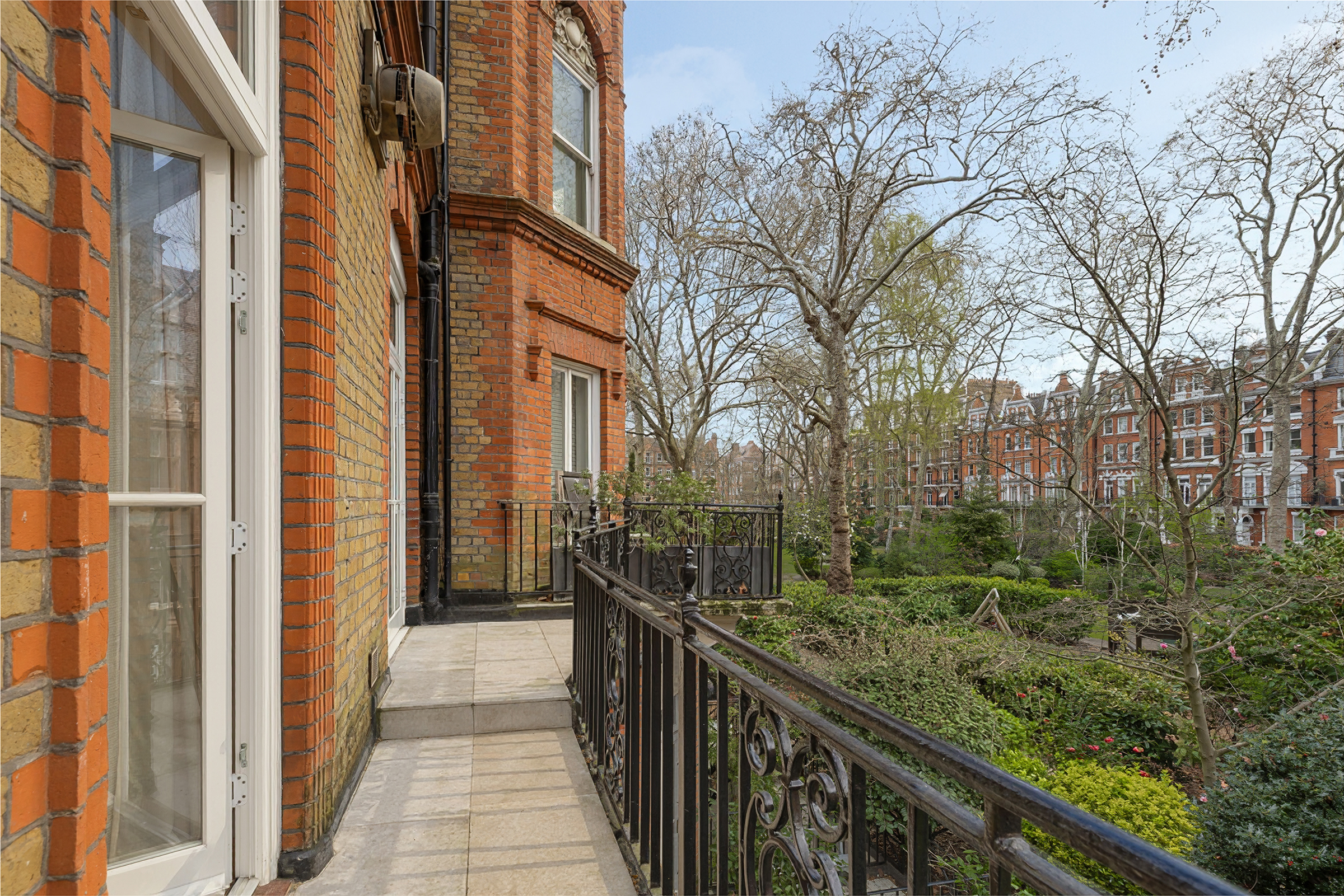  A richly layered apartment overlooking Bramham Gardens - 物件實景