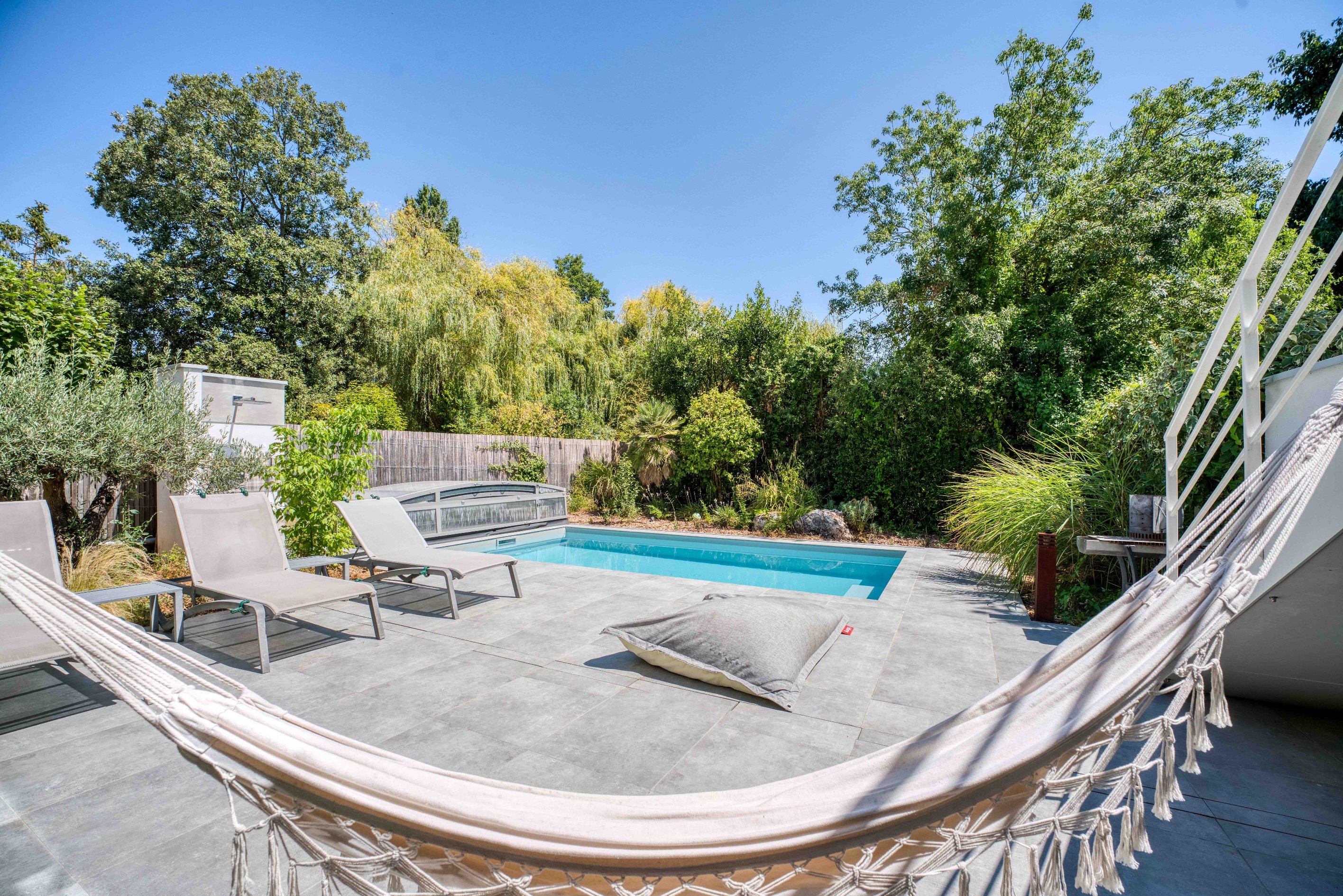  Villa with Swimming Pool on the Edge of Parc Charruyer - 物件實景