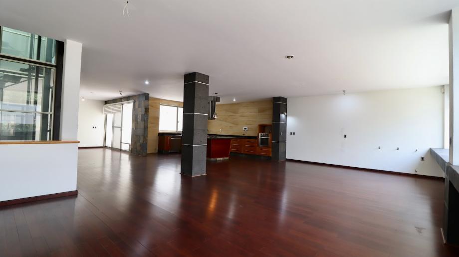 Morelia, Michoacán de Ocampo, 58290, Mexico, 4 Bedrooms Bedrooms, ,4 BathroomsBathrooms,Residential,For Sale,1941746