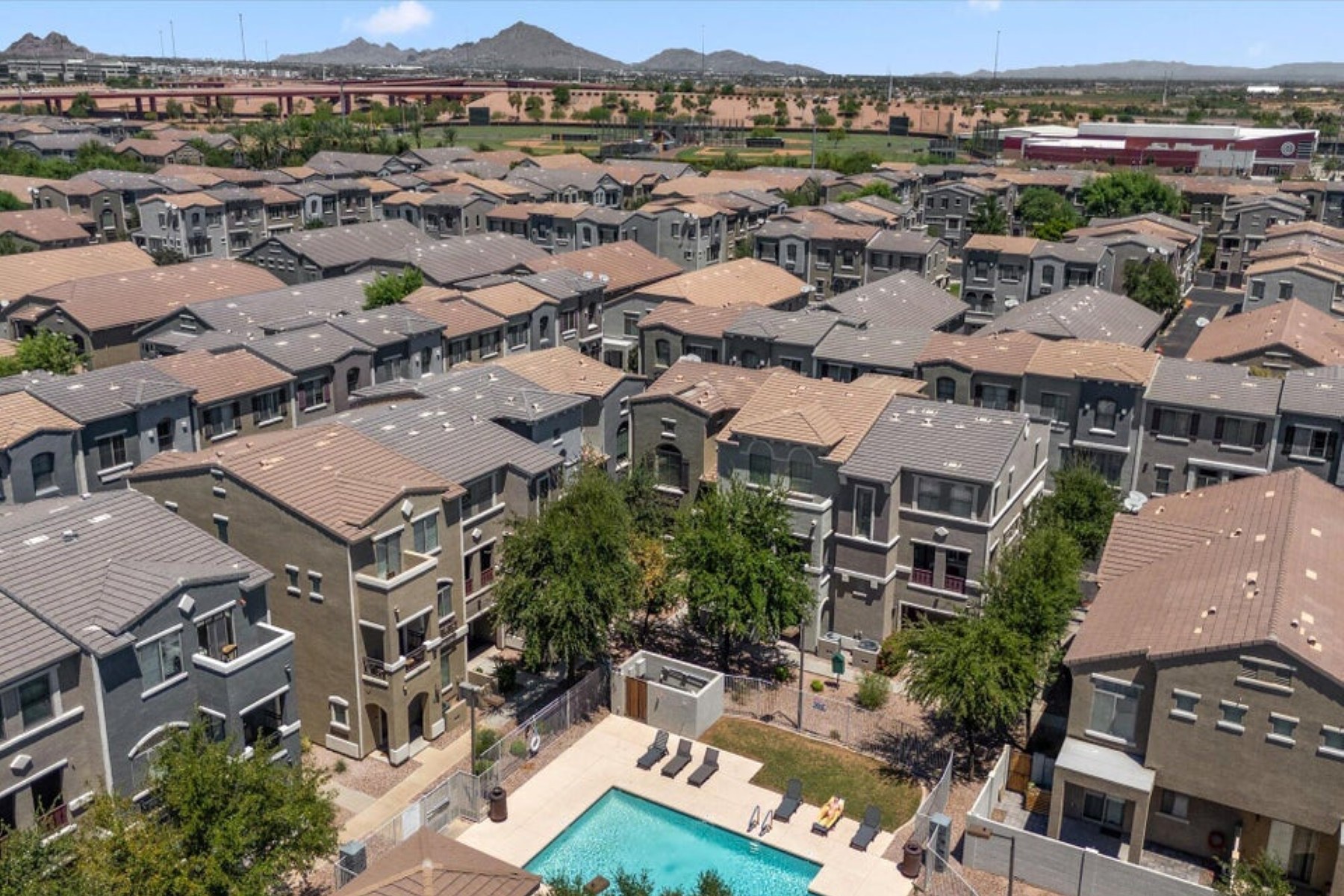  2401 E Rio Salado Parkway ¦ Tempe, AZ - 物件實景