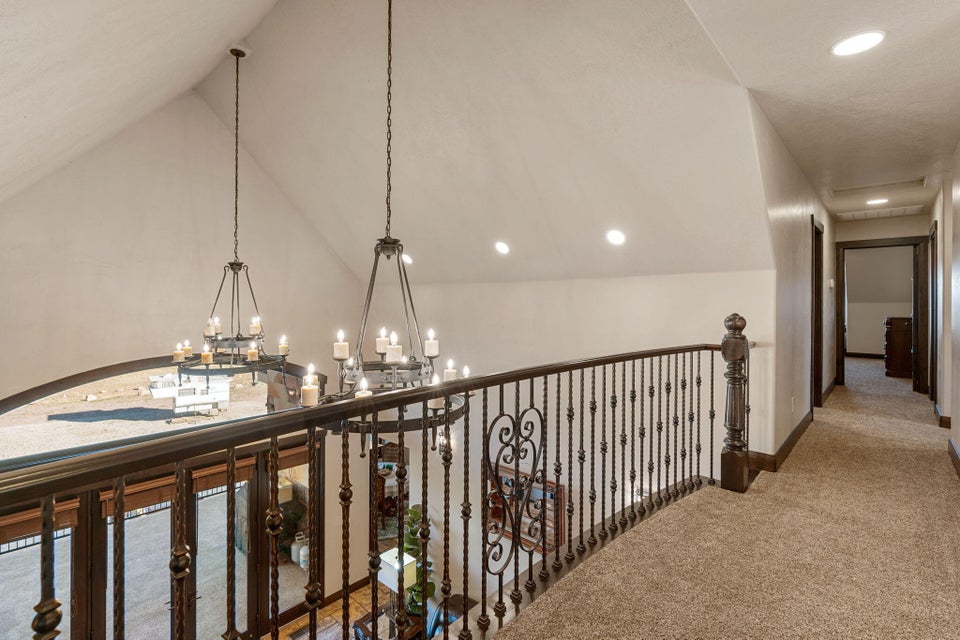 New Harmony, Utah, 84757, United States, 5 Bedrooms Bedrooms, ,6 BathroomsBathrooms,Residential,For Sale,2000791