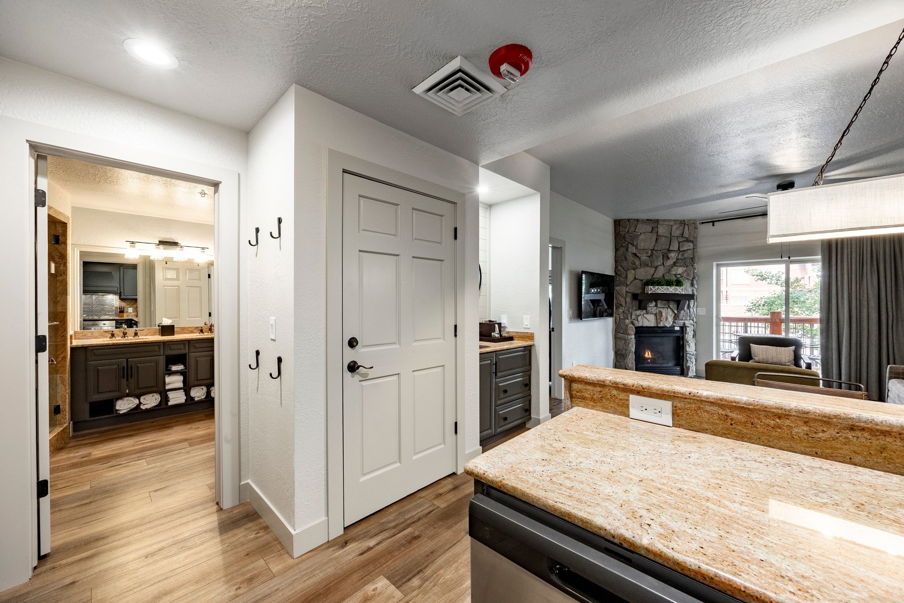  Perfect Condo Steps from World Class Skiing - 物件實景