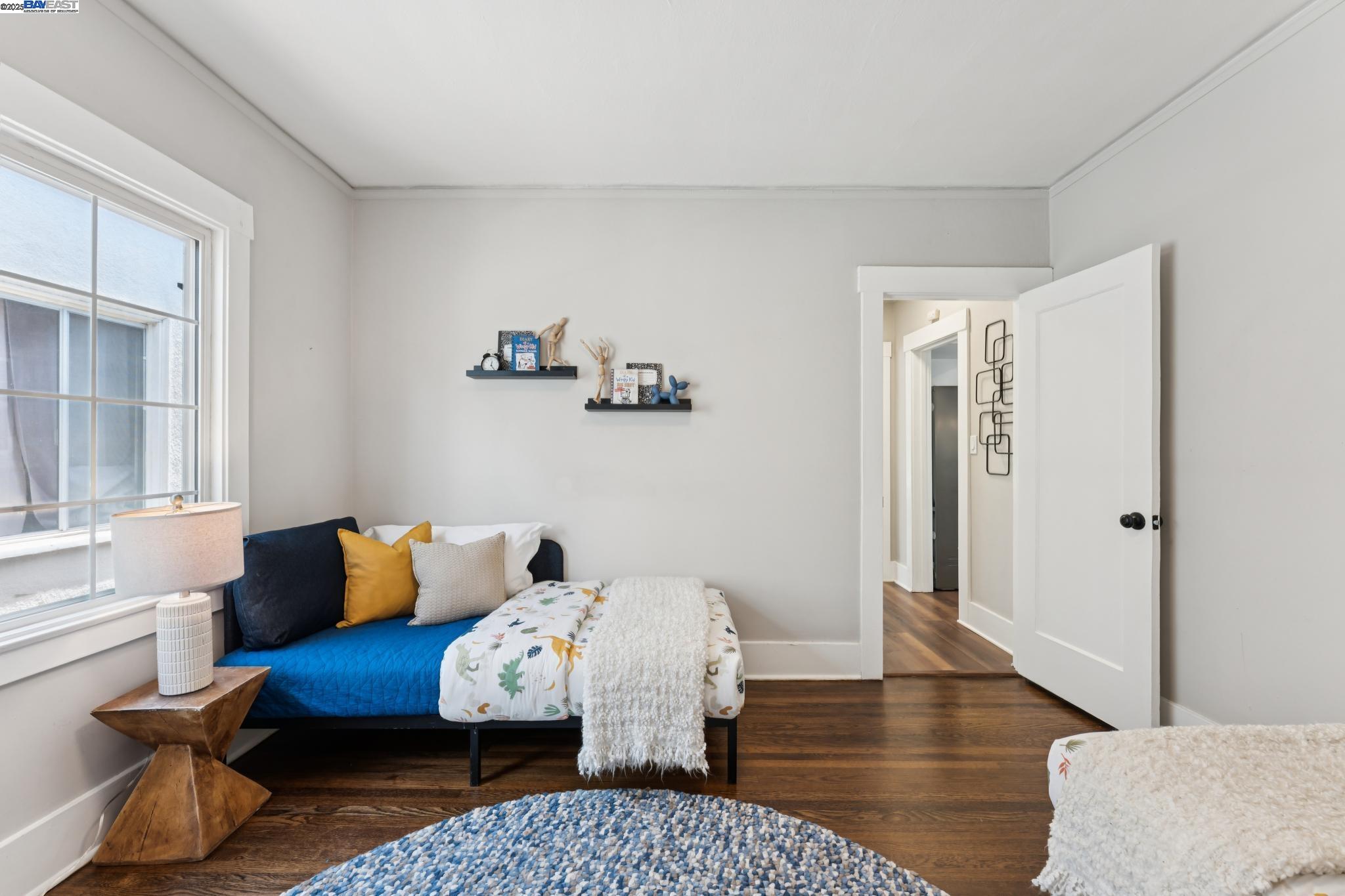 Oakland, California, 94605, United States, 2 Bedrooms Bedrooms, ,1 BathroomBathrooms,Residential,For Sale,1901518