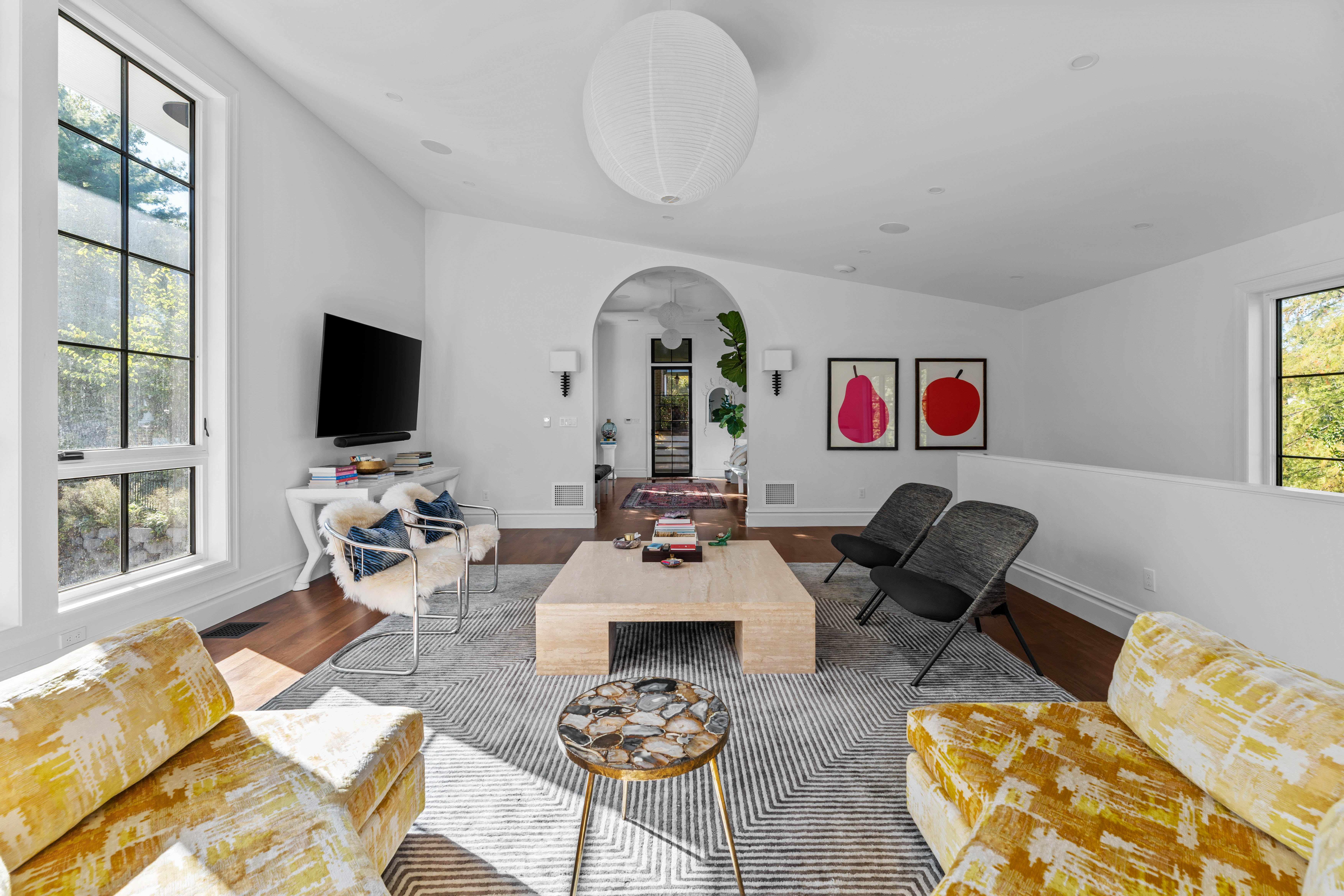  Stunning Private Estate Tucked Away on one of Ladue