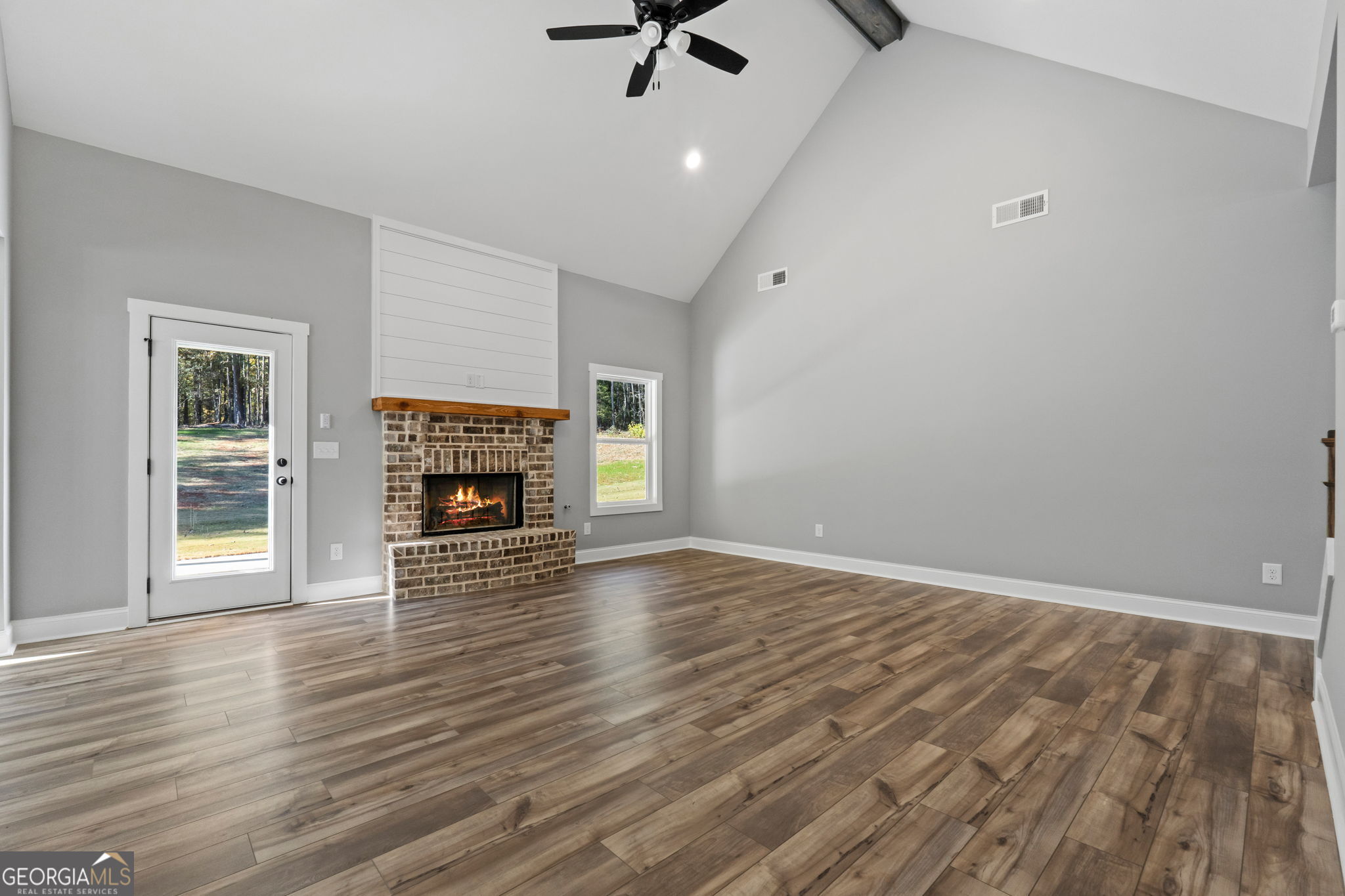 Forsyth, Georgia, 31029, United States, 4 Bedrooms Bedrooms, ,3 BathroomsBathrooms,Residential,For Sale,1992183