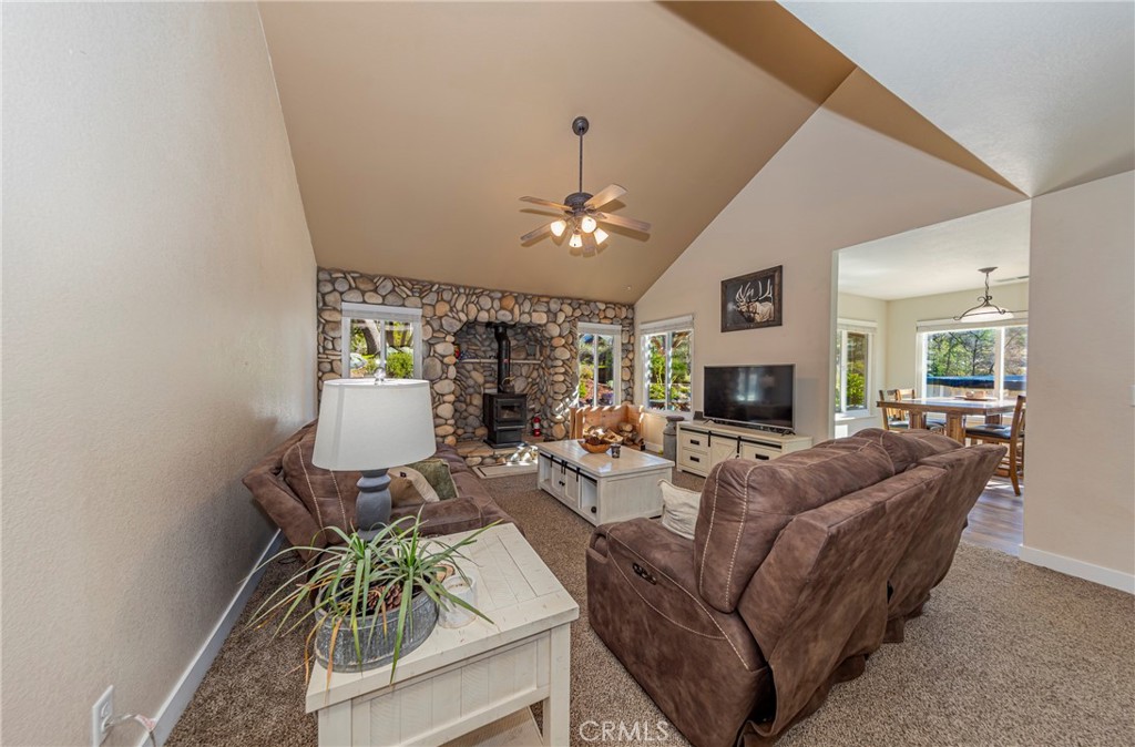 Coarsegold, California, 93614, United States, 4 Bedrooms Bedrooms, ,4 BathroomsBathrooms,Residential,For Sale,1982959