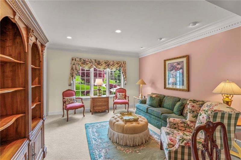 Venetia, Pennsylvania, 15367, United States, 4 Bedrooms Bedrooms, ,5 BathroomsBathrooms,Residential,For Sale,1872304