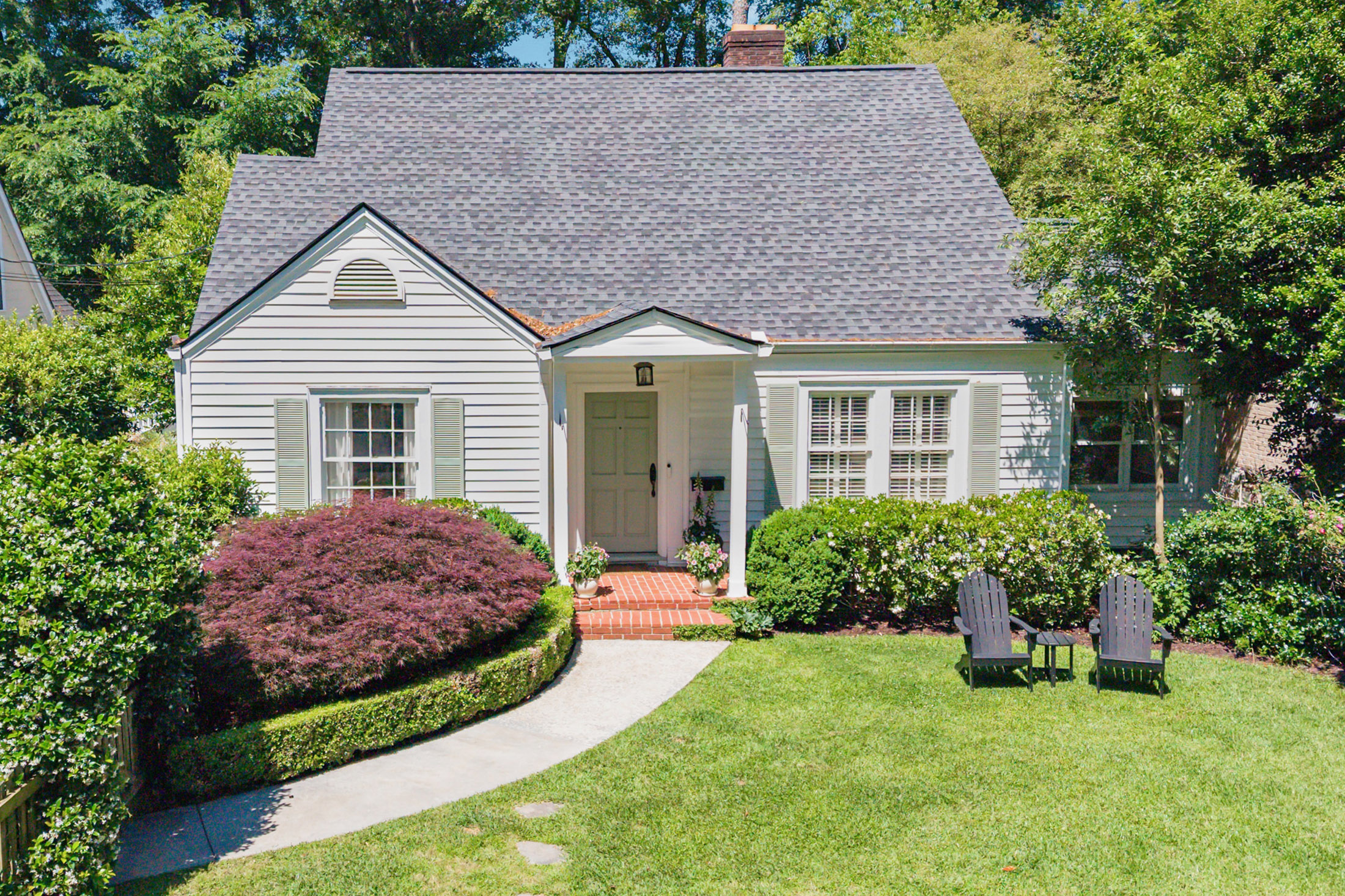  Charming Cottage in the Heart of Sought-after Peachtree Hills - 物件實景