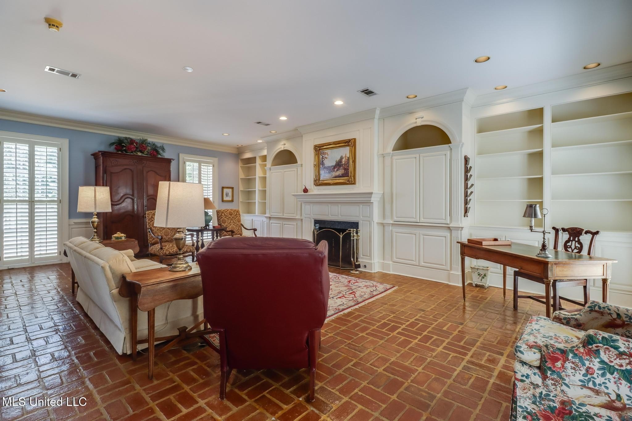 Gulfport, Mississippi, 39507, United States, 4 Bedrooms Bedrooms, ,4 BathroomsBathrooms,Residential,For Sale,1977287