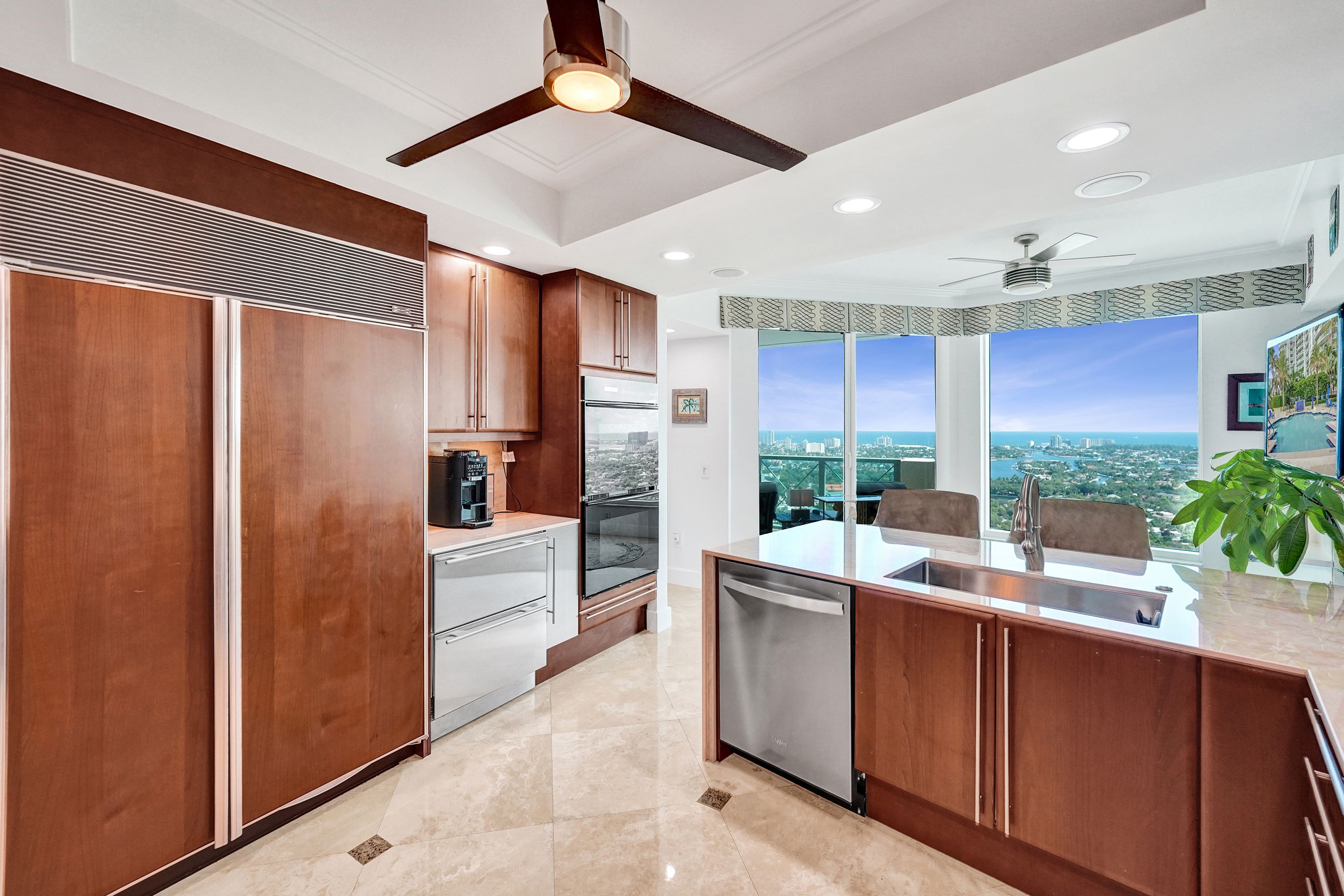  411 N New River Dr E, Fort Lauderdale, FL, 33301 - 物件實景