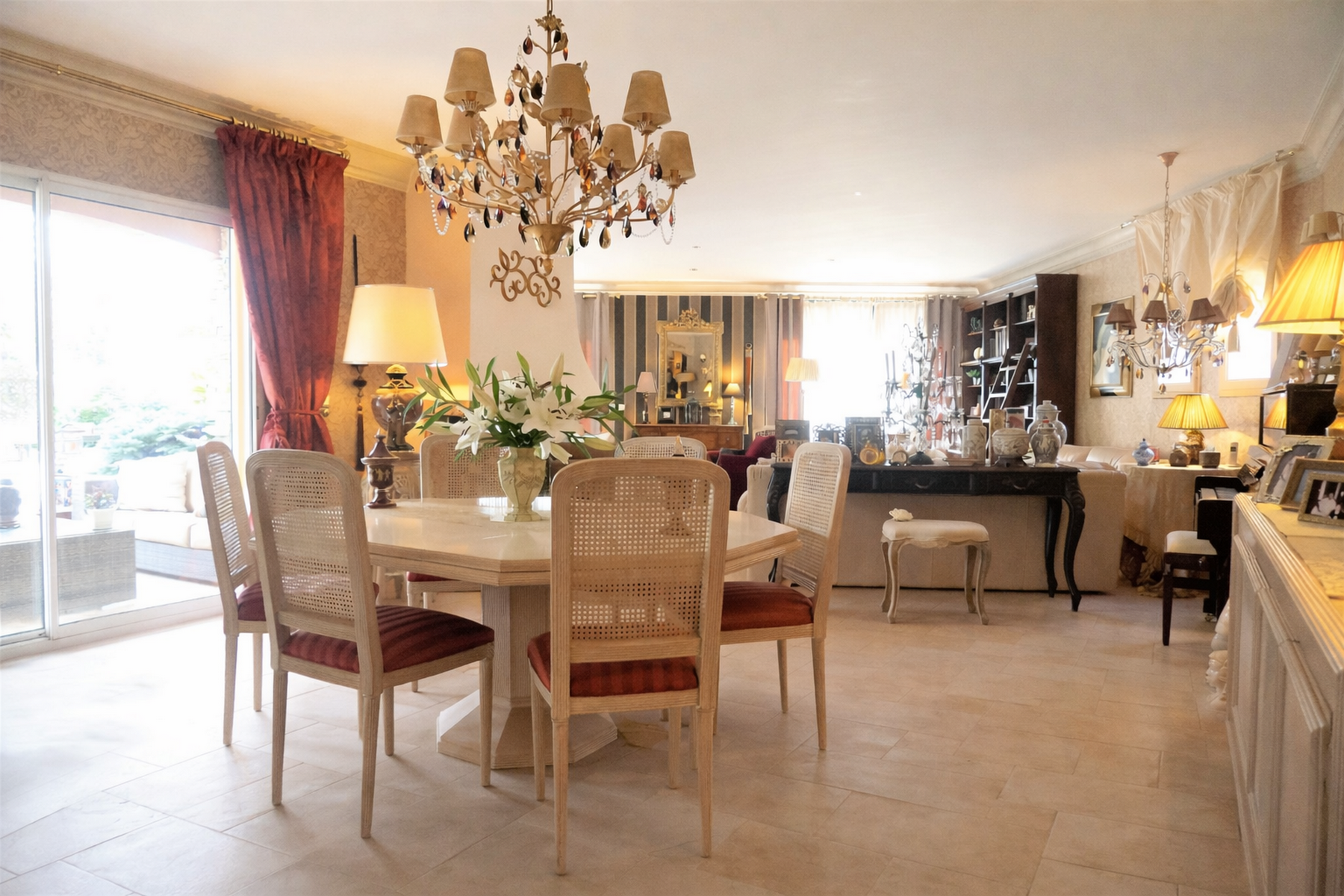  Near Perpignan : Architect-designed villa, large landscaped grounds - 物件實景