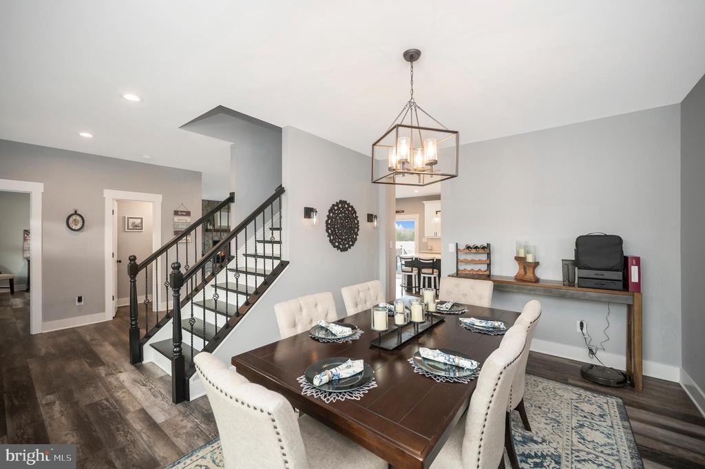 Bealeton, Virginia, 22712, United States, 4 Bedrooms Bedrooms, ,3 BathroomsBathrooms,Residential,For Sale,2002871