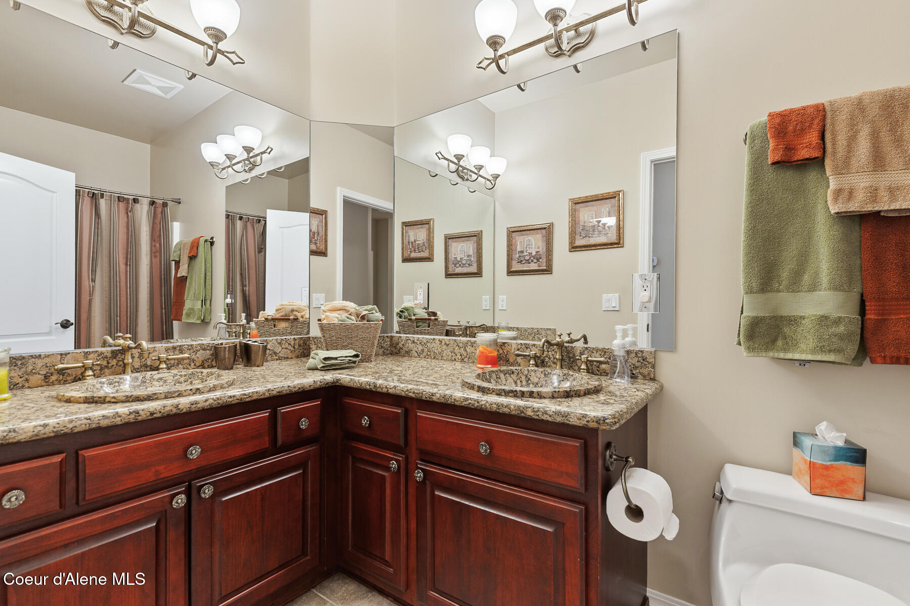 Coeur d'Alene, Idaho, 83814, United States, 4 Bedrooms Bedrooms, ,Residential,For Sale,2048588