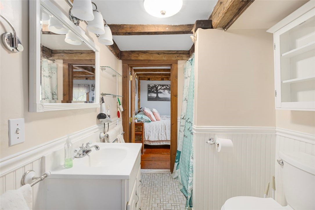 North Kingstown, Rhode Island, 02852, United States, 3 Bedrooms Bedrooms, ,2 BathroomsBathrooms,Residential,For Sale,1991417