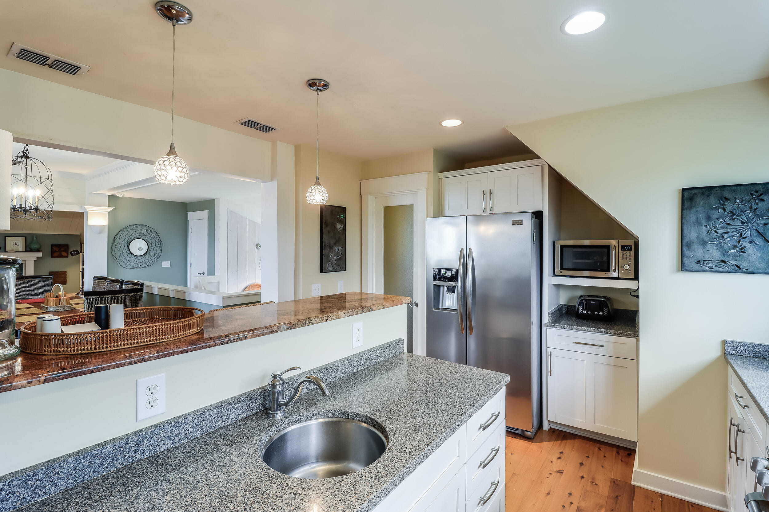 Saint Helena, South Carolina, 29920, United States, 4 Bedrooms Bedrooms, ,5 BathroomsBathrooms,Residential,For Sale,1883425