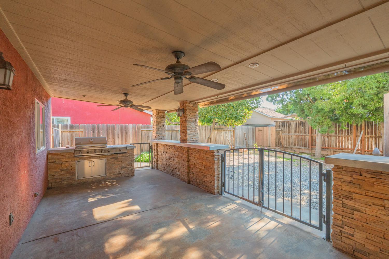 Oakdale, California, 95361, United States, 4 Bedrooms Bedrooms, ,3 BathroomsBathrooms,Residential,For Sale,1987039