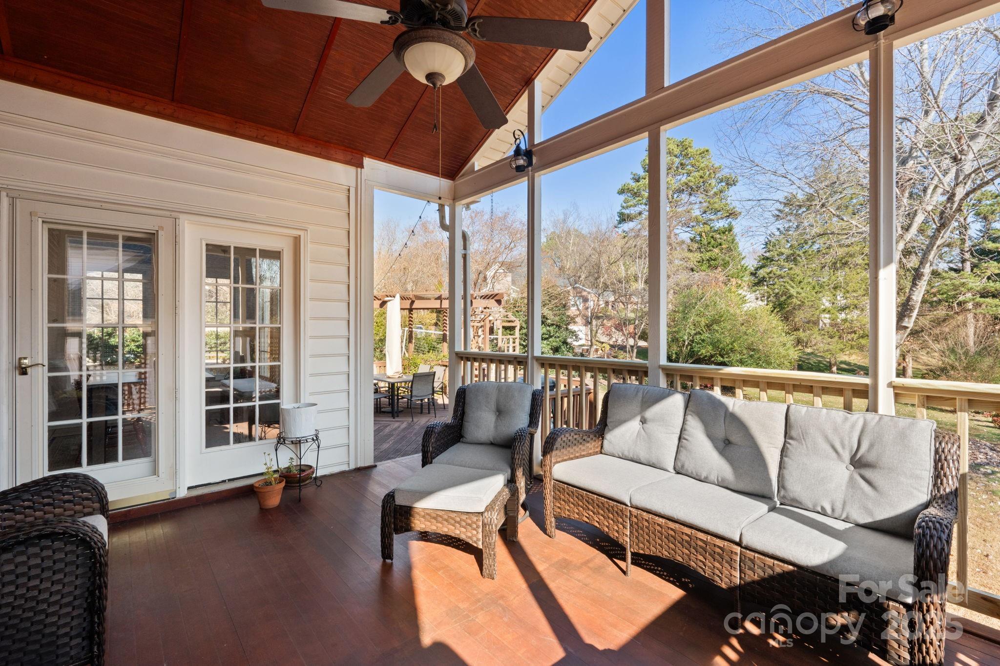 Winston Salem, North Carolina, 27106, United States, 4 Bedrooms Bedrooms, ,3 BathroomsBathrooms,Residential,For Sale,1998924