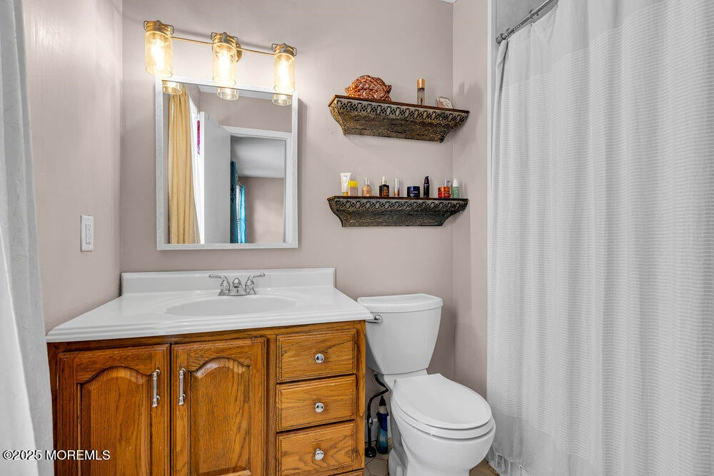 Brick, New Jersey, 08724, United States, 4 Bedrooms Bedrooms, ,3 BathroomsBathrooms,Residential,For Sale,1928821