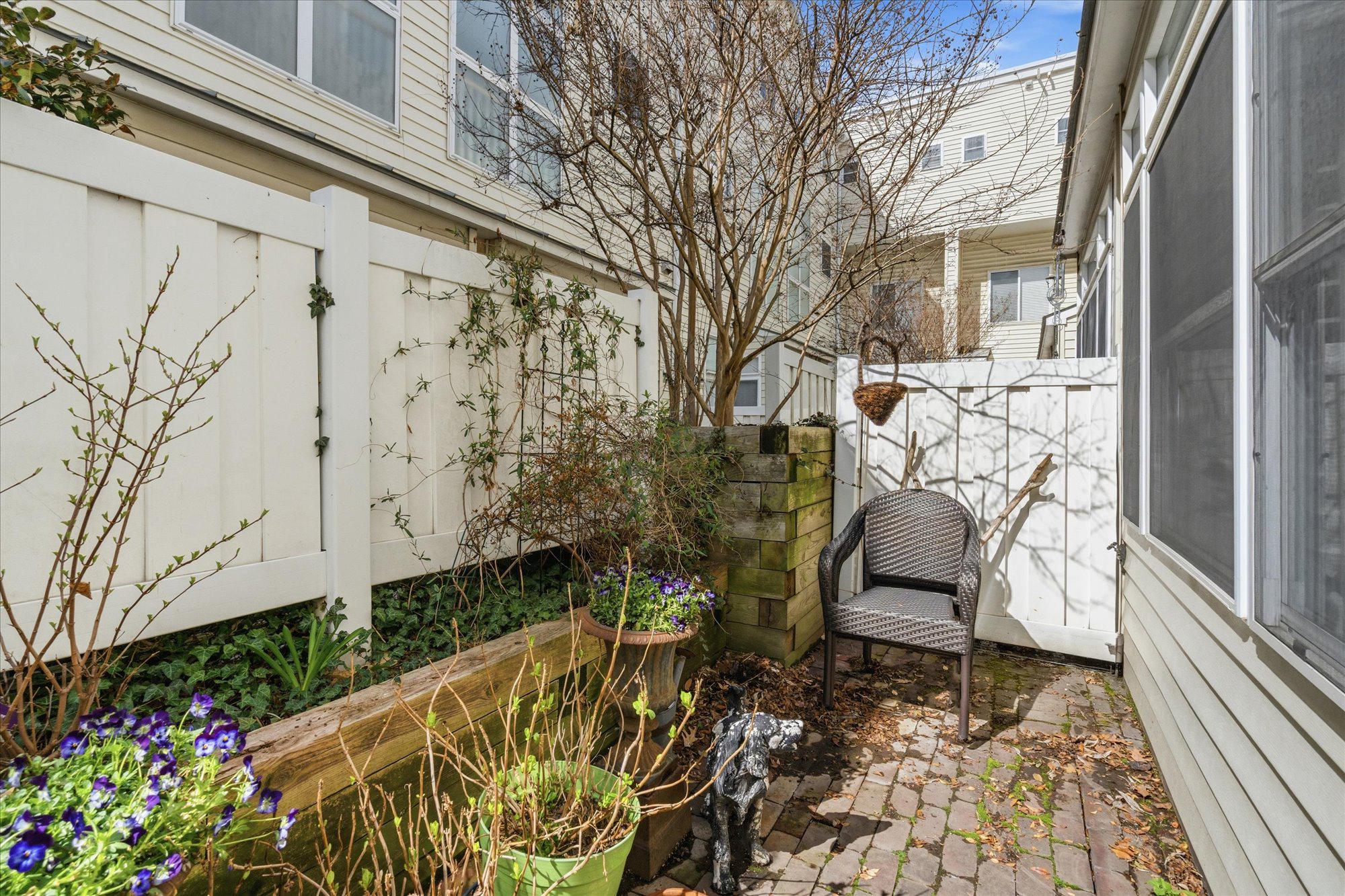  610 Tivoli Passage Way, Alexandria, VA, 22314 - 物件實景