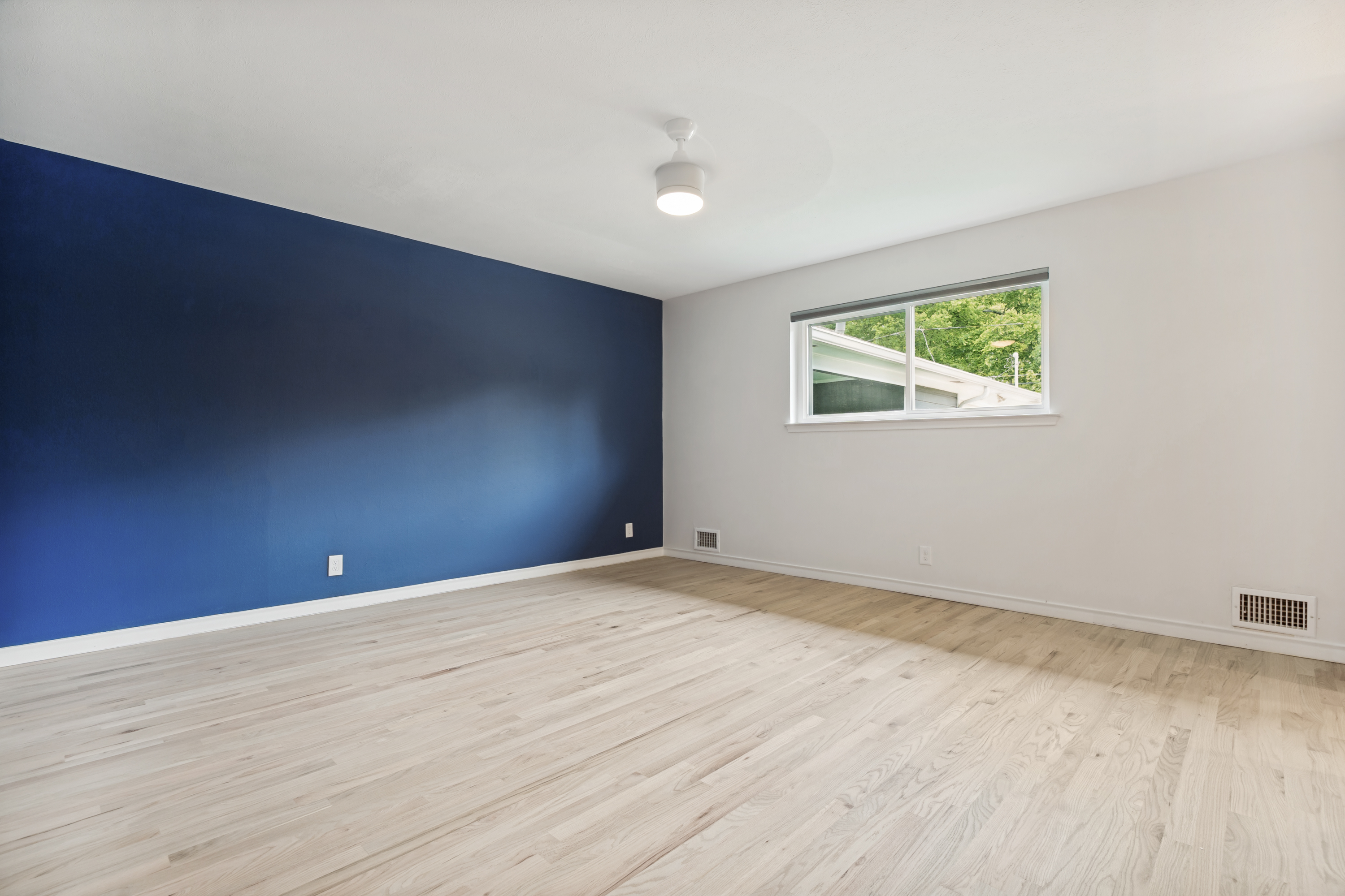  Beautifully Updated One-Story on Oversized Lot in Merriman Manor - 物件實景