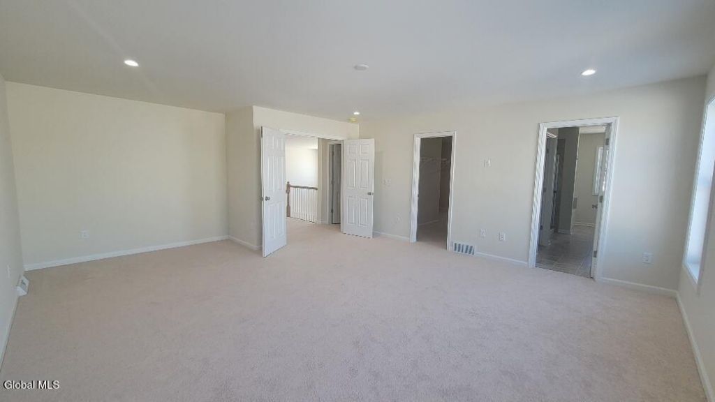 Mechanicville, New York, 12118, United States, 3 Bedrooms Bedrooms, ,3 BathroomsBathrooms,Residential,For Sale,1989514