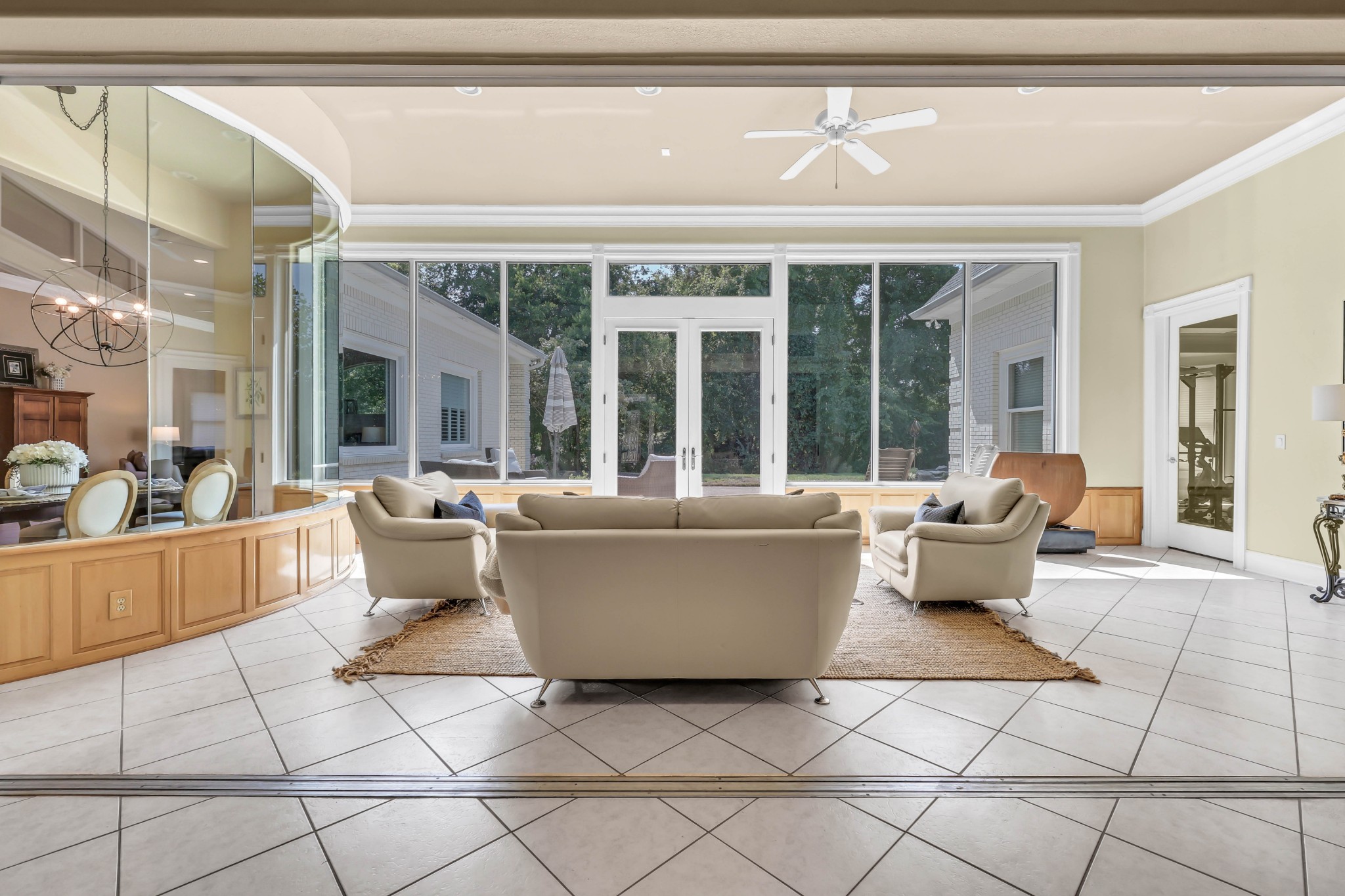 Clarksville, Tennessee, 37043, United States, 4 Bedrooms Bedrooms, ,4 BathroomsBathrooms,Residential,For Sale,1980790