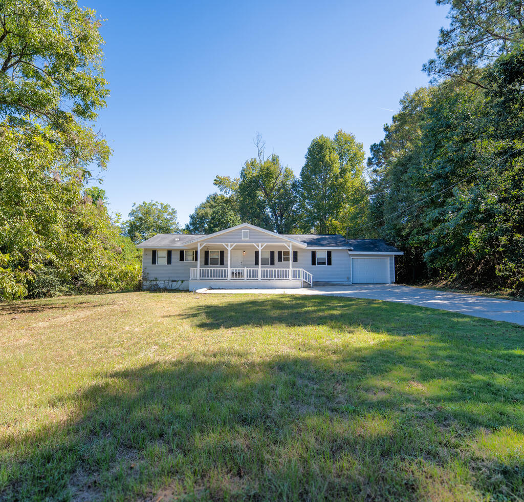 Lee Road 485 , Phenix City, AL 36870