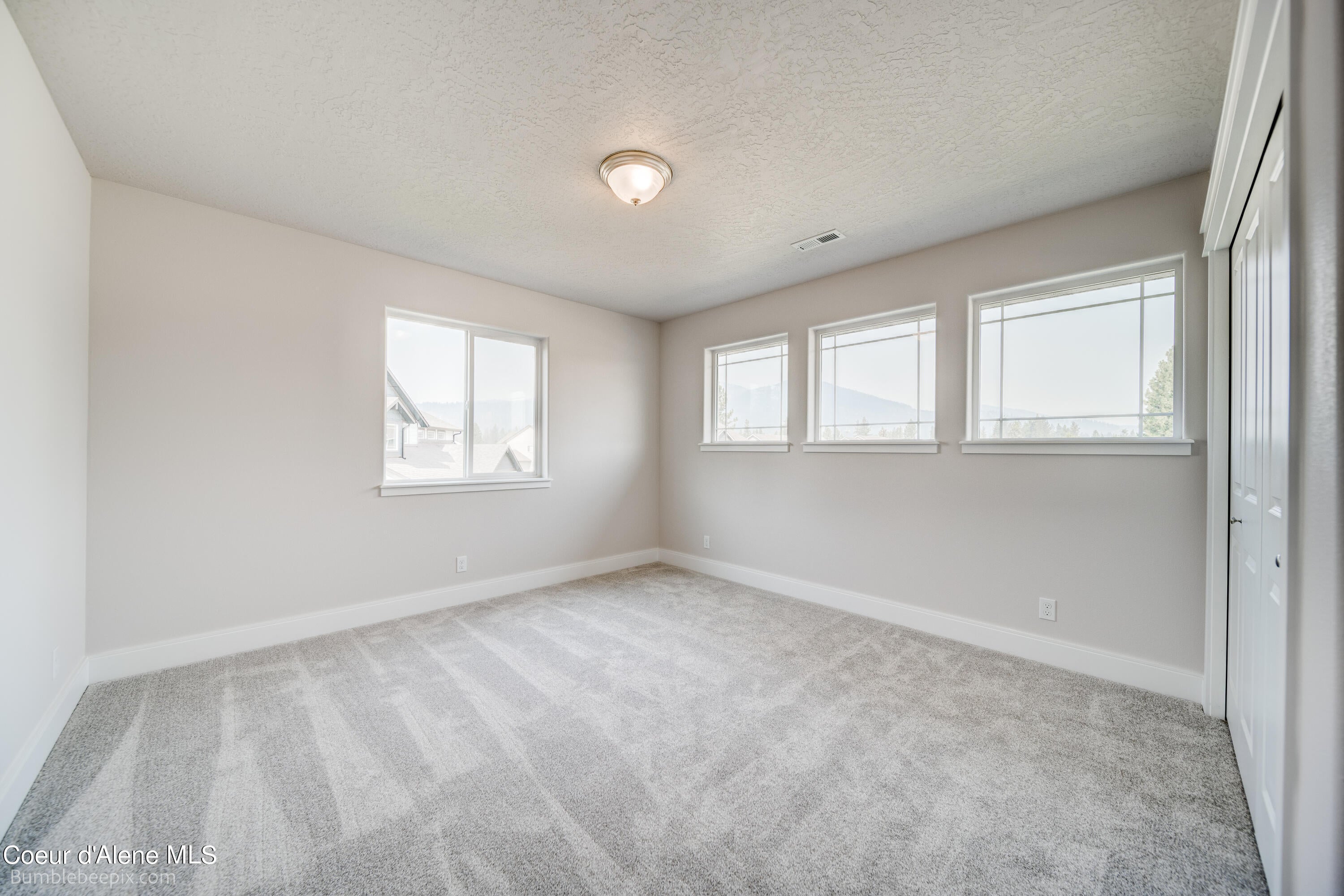 15085 N Liane Lane, Rathdrum, Idaho, 83858, United States, 4 Bedrooms Bedrooms, ,3 BathroomsBathrooms,Residential,For Sale,15085 N Liane Lane,1531723