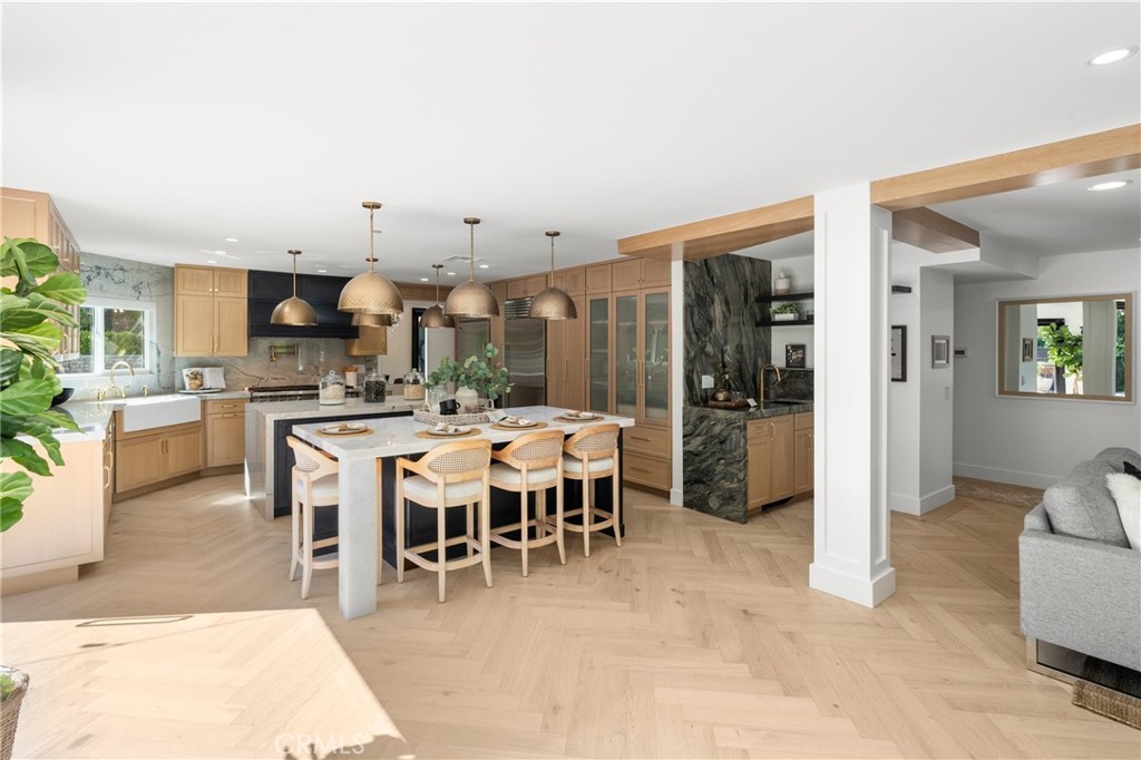 Yorba Linda, California, 92886, United States, 5 Bedrooms Bedrooms, ,6 BathroomsBathrooms,Residential,For Sale,1891782