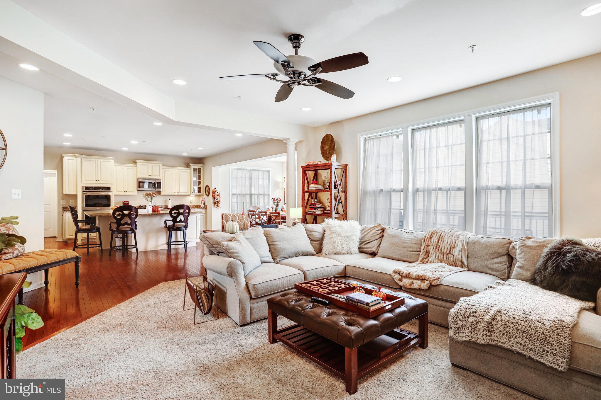 Lanham, Maryland, 20706, United States, 6 Bedrooms Bedrooms, ,5 BathroomsBathrooms,Residential,For Sale,2002849