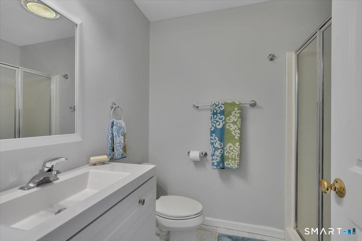 Southington, Connecticut, 06489, United States, 4 Bedrooms Bedrooms, ,4 BathroomsBathrooms,Residential,For Sale,2009677