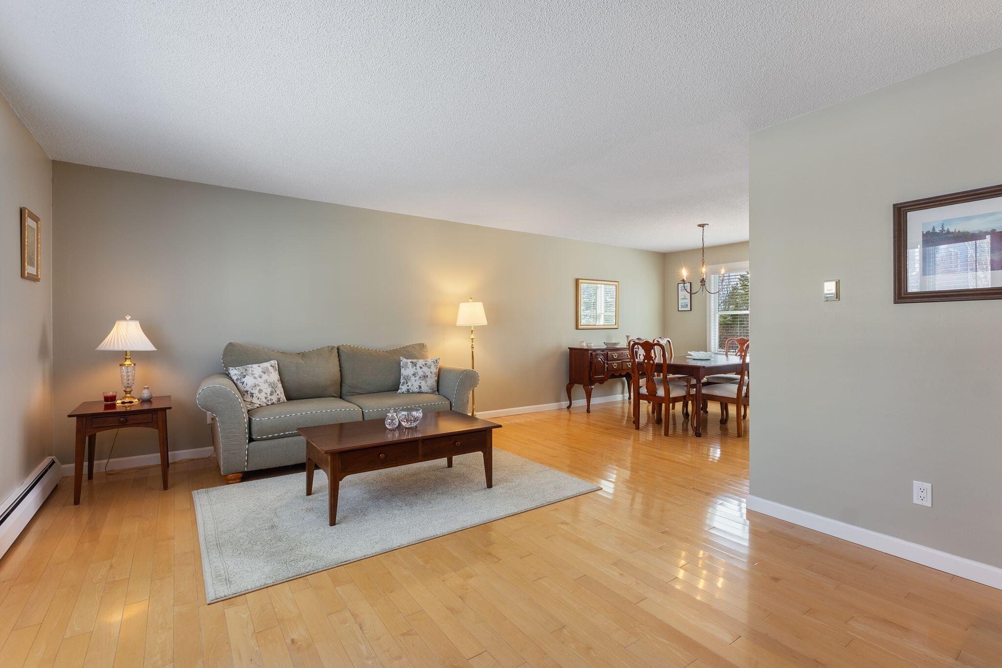 Portland, Maine, 04103, United States, 3 Bedrooms Bedrooms, ,3 BathroomsBathrooms,Residential,For Sale,2002242