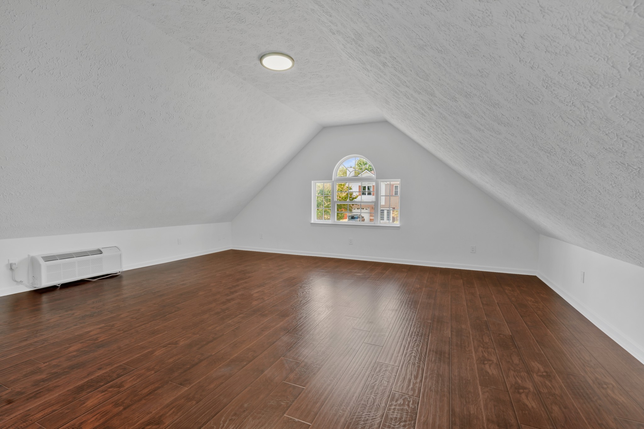 Mount Juliet, Tennessee, 37122, United States, 3 Bedrooms Bedrooms, ,2 BathroomsBathrooms,Residential,For Sale,1980225