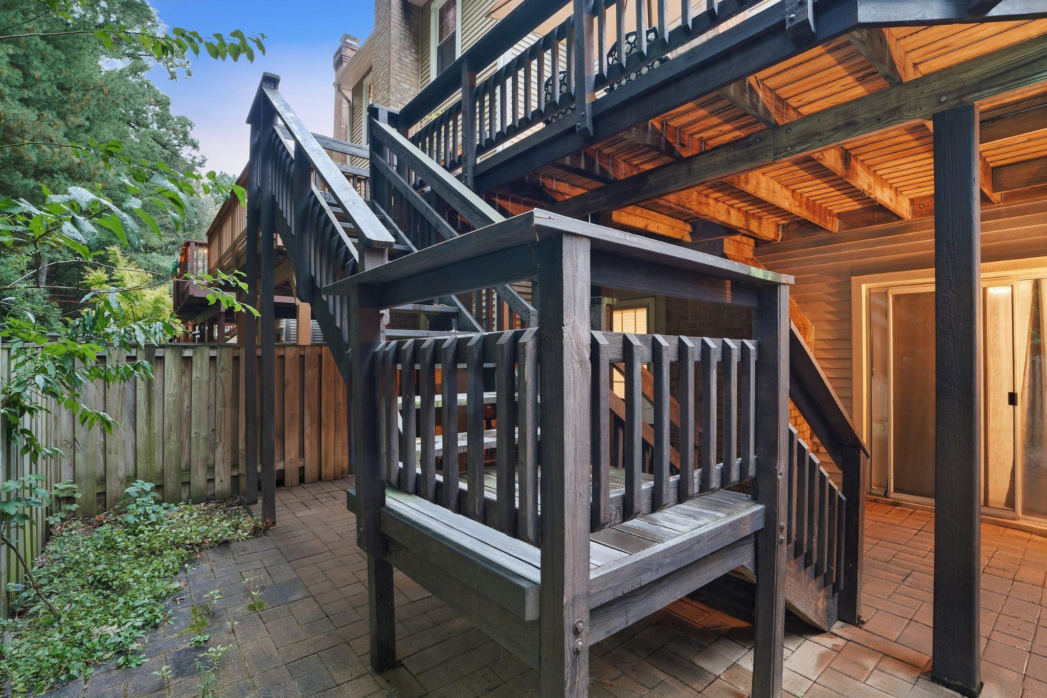  12222 Apple Orchard Court, Fairfax, VA, 22033 - 物件實景