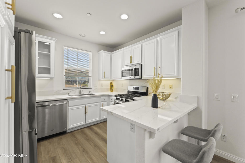 Newbury Park, California, 91320, United States, 3 Bedrooms Bedrooms, ,3 BathroomsBathrooms,Residential,For Sale,1923498