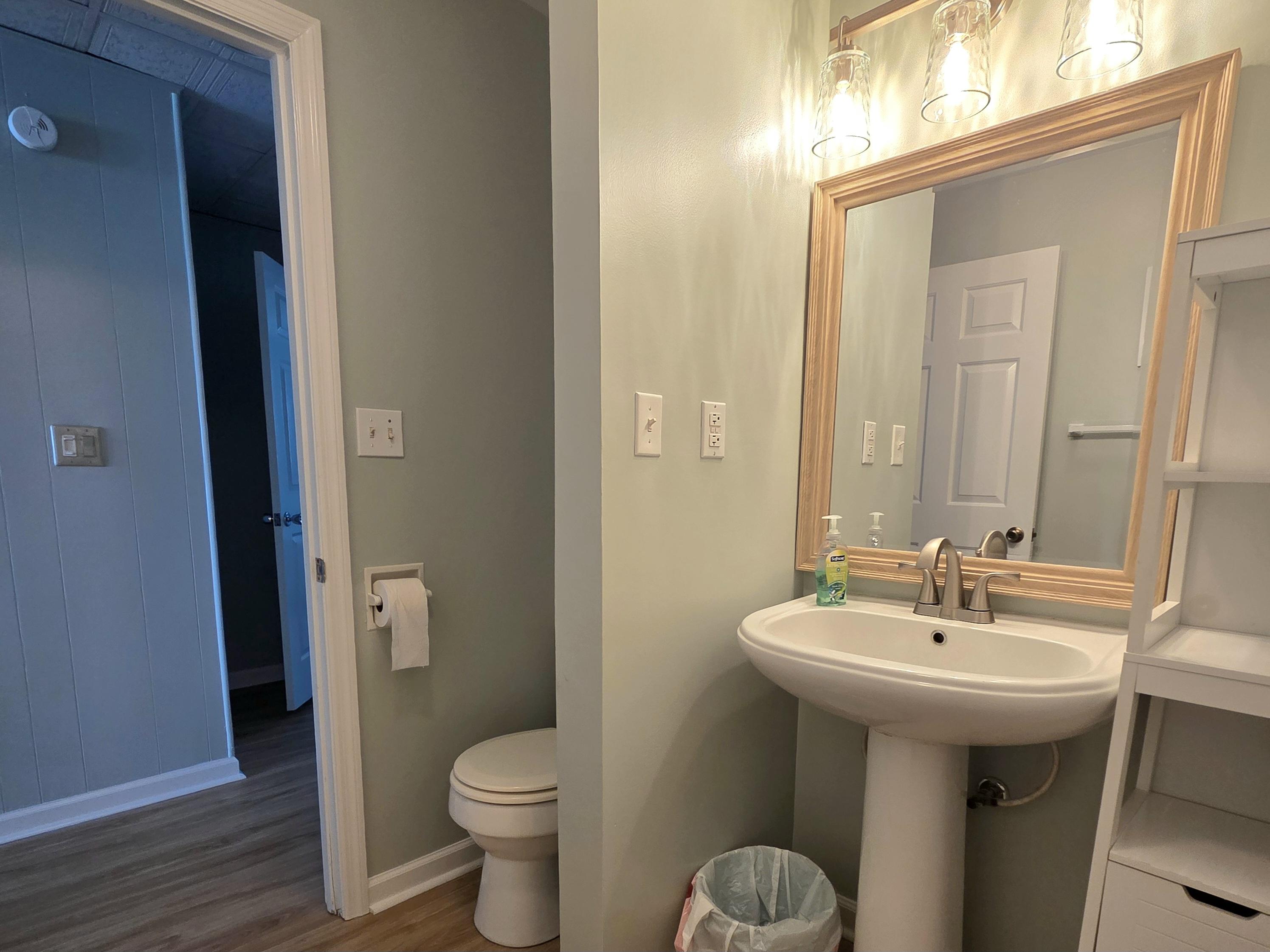 Emerald Isle, North Carolina, 28594, United States, 6 Bedrooms Bedrooms, ,4 BathroomsBathrooms,Residential,For Sale,1983472