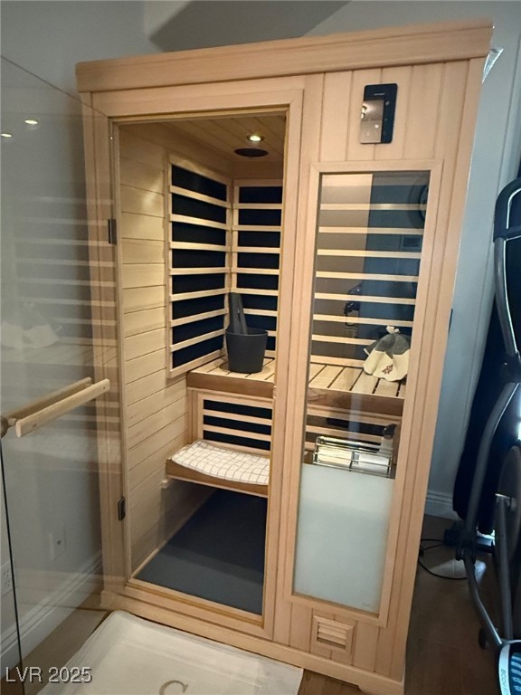 Henderson, Nevada, 89044, United States, 4 Bedrooms Bedrooms, ,3 BathroomsBathrooms,Residential,For Sale,1991497