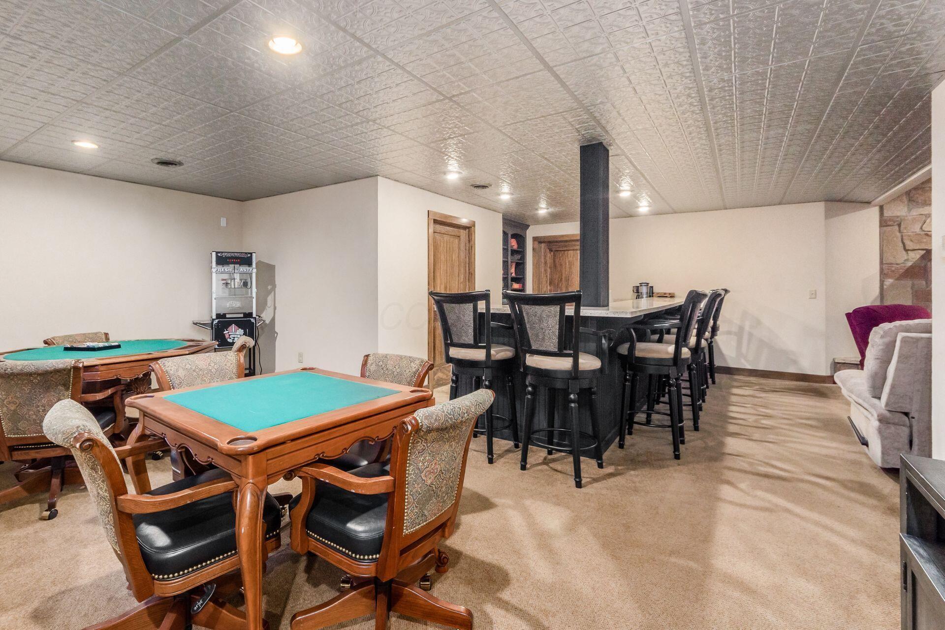 Rockbridge, Ohio, 43149, United States, 8 Bedrooms Bedrooms, ,10 BathroomsBathrooms,Residential,For Sale,1818163