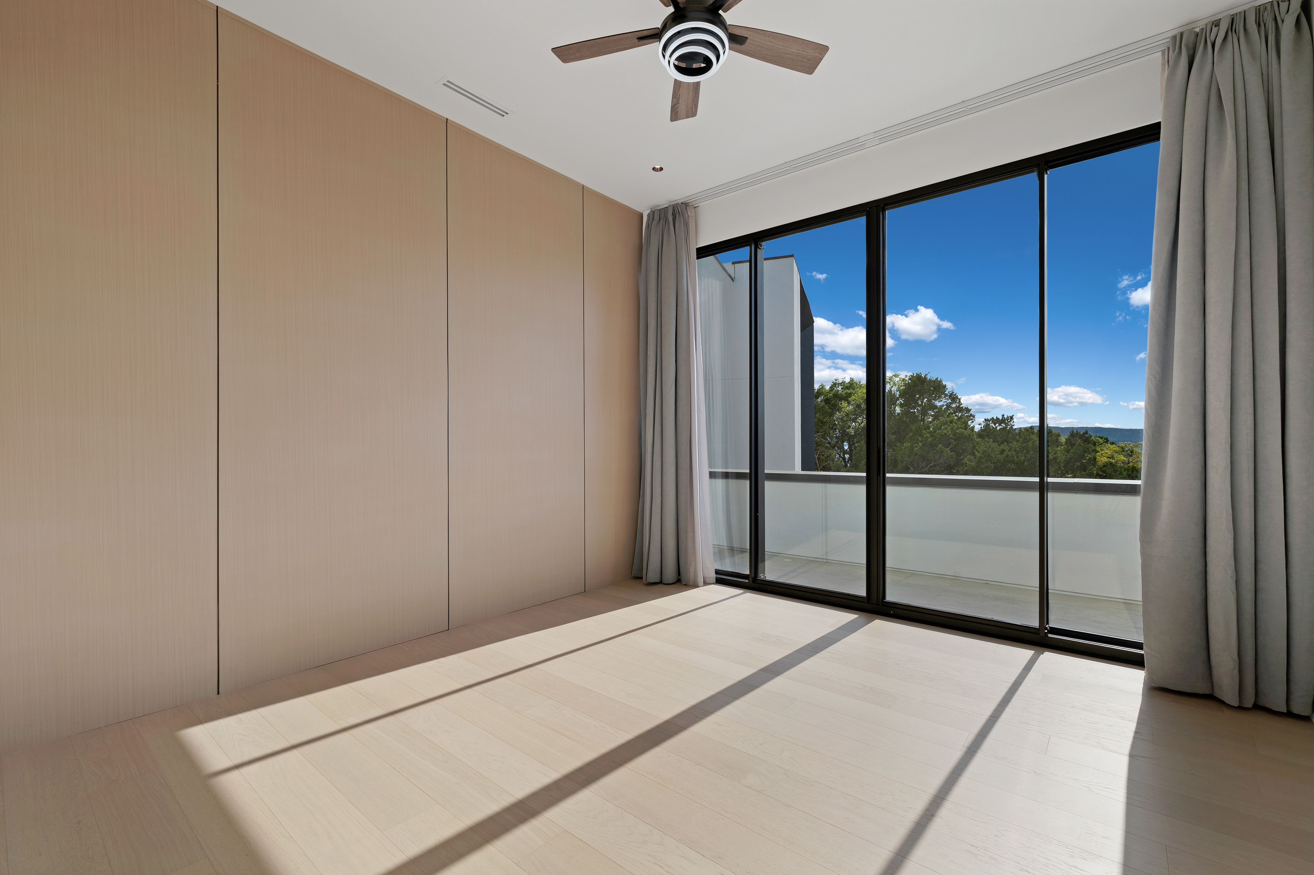  Bold Contemporary Estate for Elevated Living - 物件實景