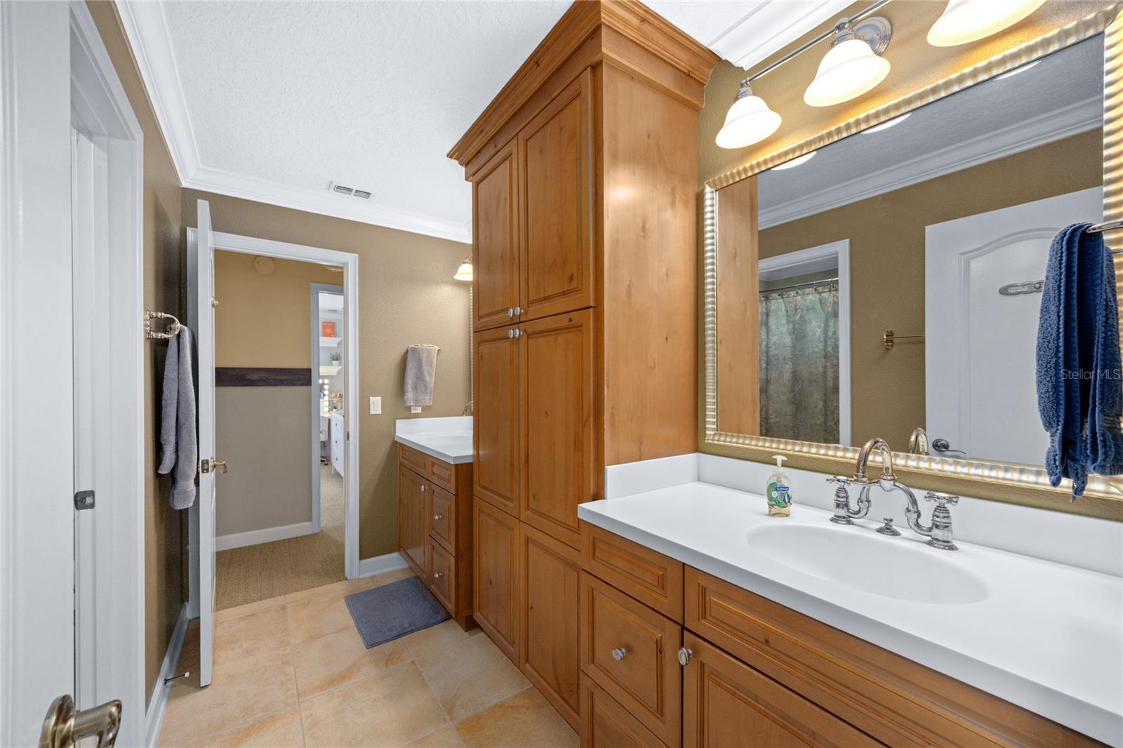 Sanford, Florida, 32771, United States, 4 Bedrooms Bedrooms, ,3 BathroomsBathrooms,Residential,For Sale,1987443